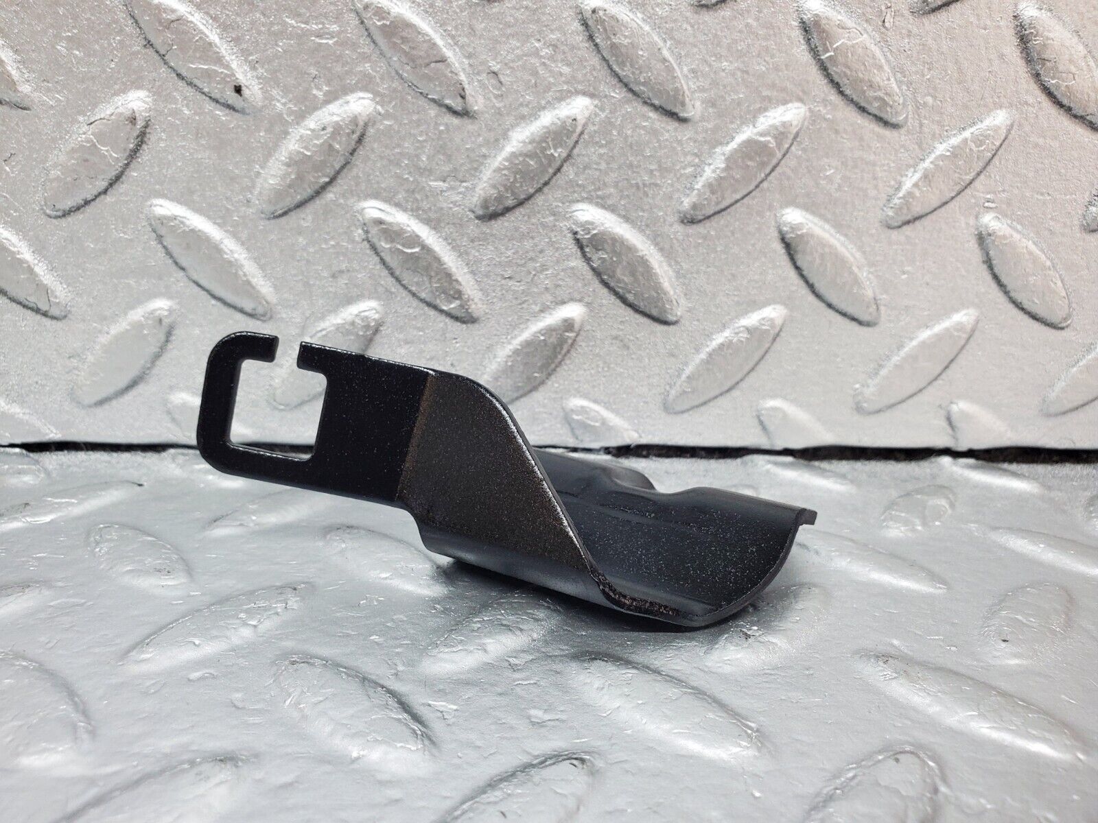 45238 Mercedes-Benz R129 300SL Coupe Accelerator Cable Bracket Holder