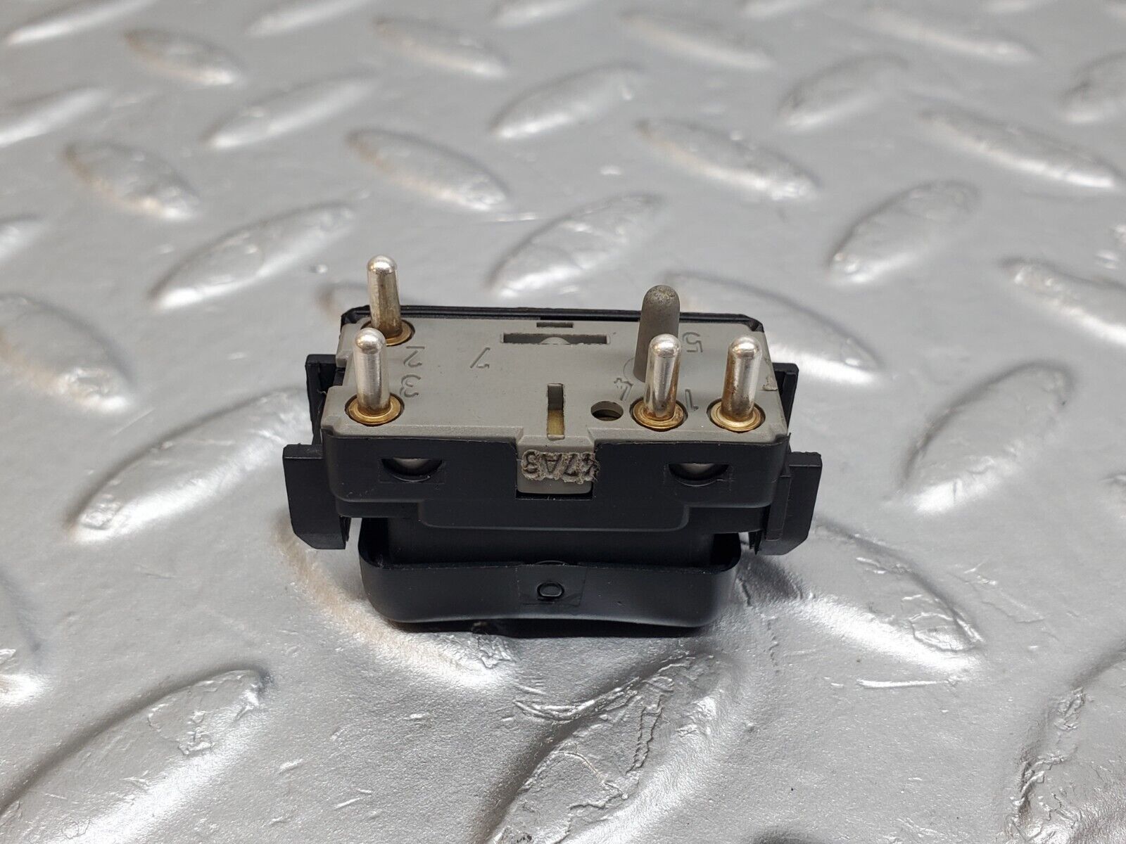 44713 Mercedes-Benz W124 220E Electric Window Switch Right Side 1248209410