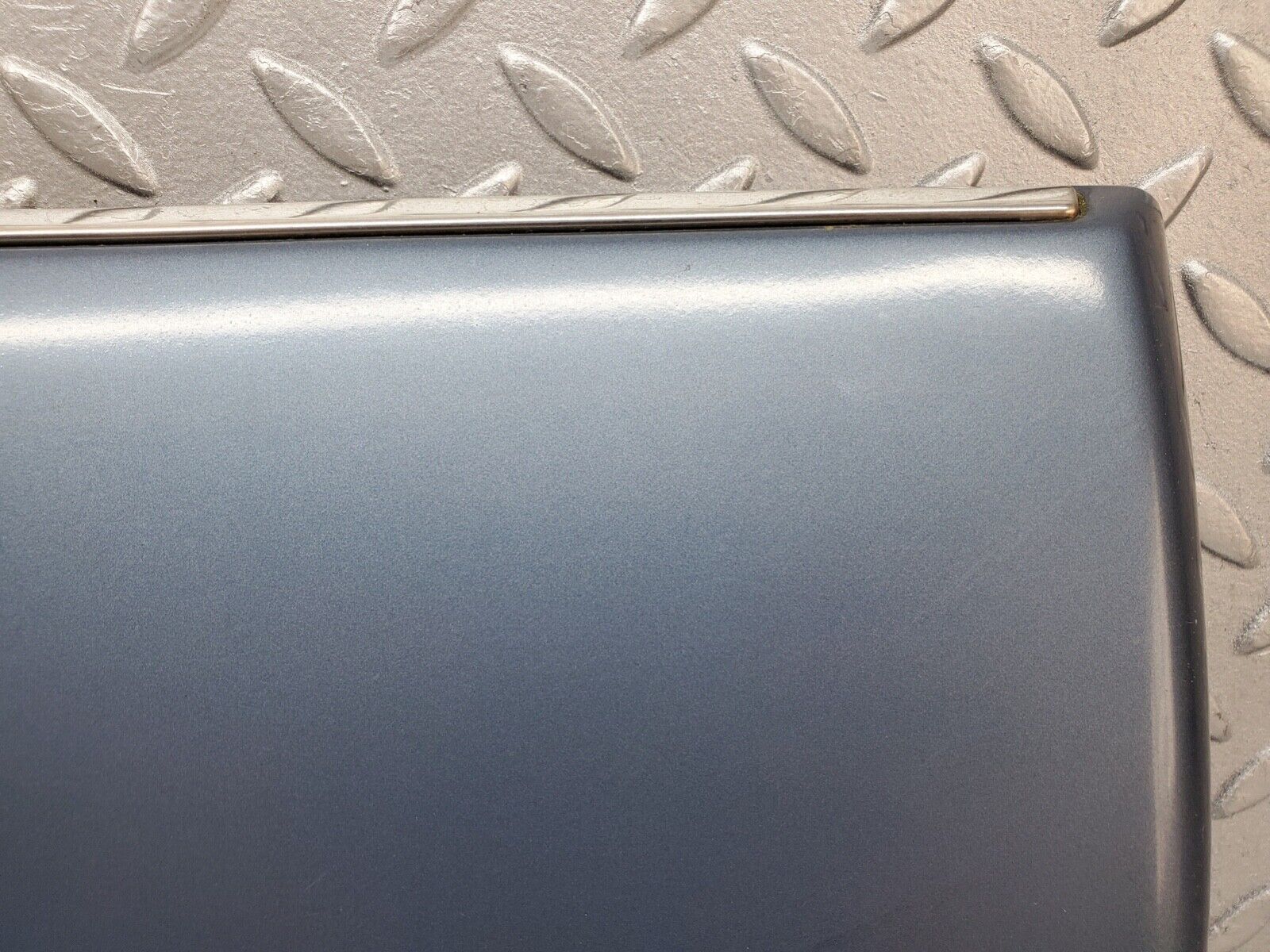 44643 Mercedes-Benz W124 220E Rear Right Door Lower Moulding Trim