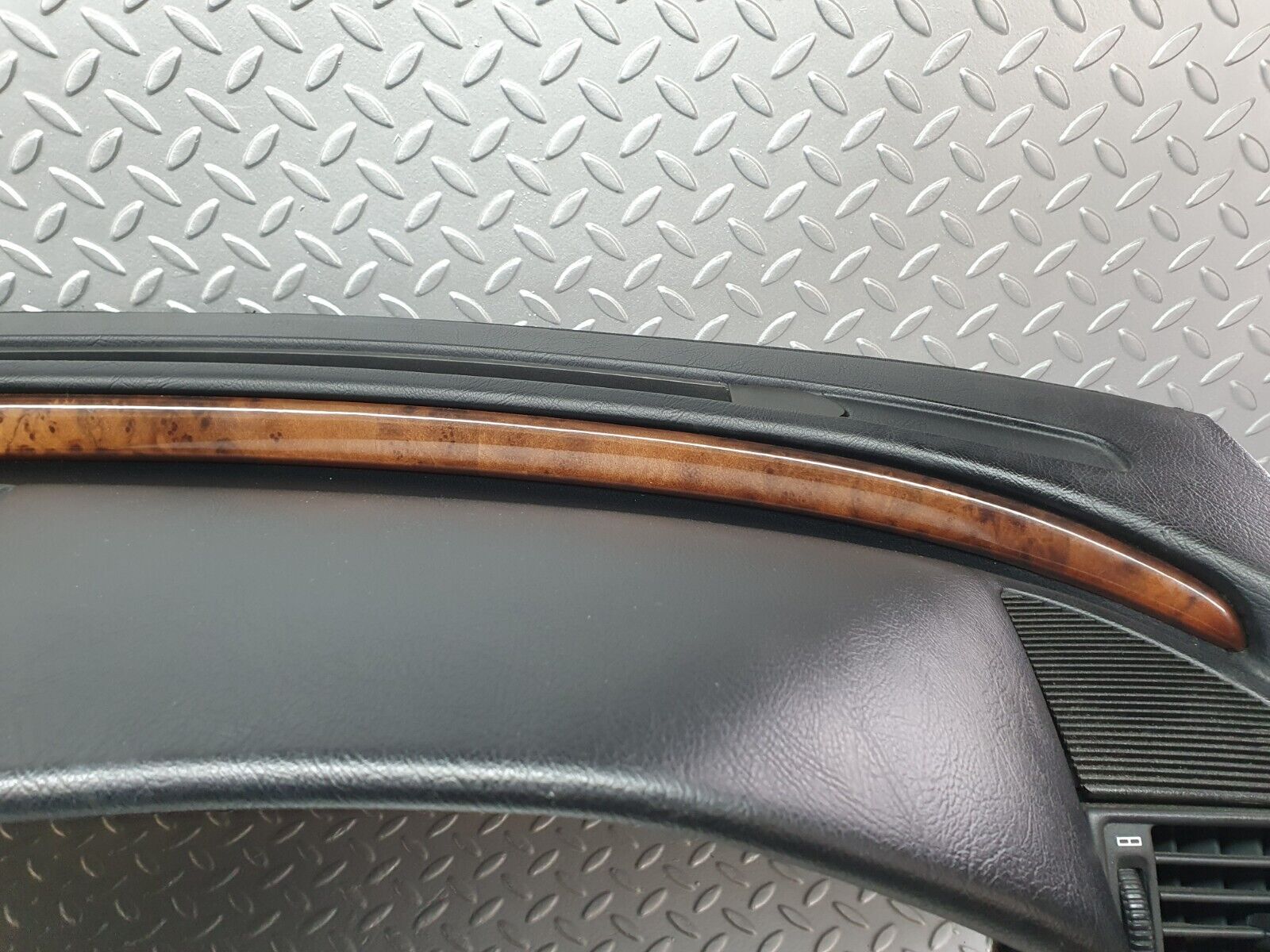 41837 Mercedes-Benz W202 C200 Dashboard Black