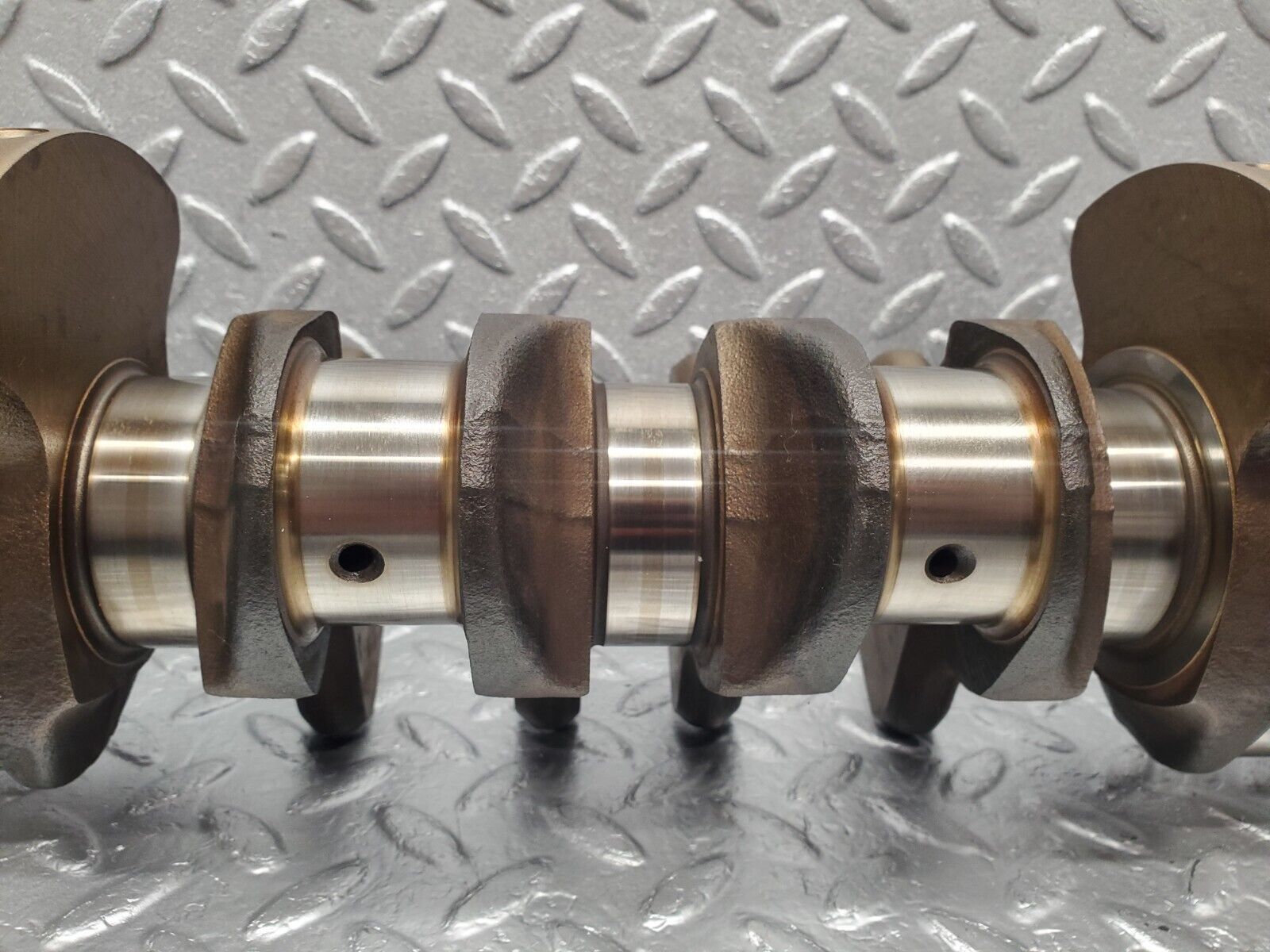 46238 Mercedes-Benz W124 280E Crankshaft