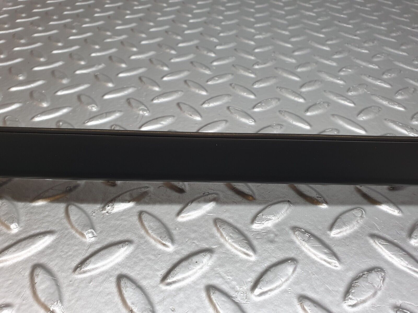 41713 Mercedes-Benz W124 200E Roof Chrome Trim Left Side 1246900397