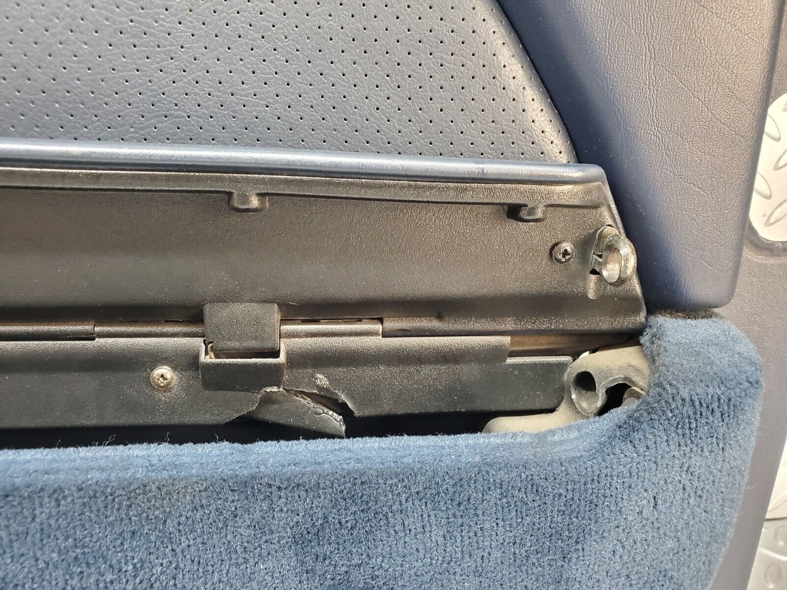 45153 Mercedes-Benz R129 300SL Coupe Right Door Card Blue