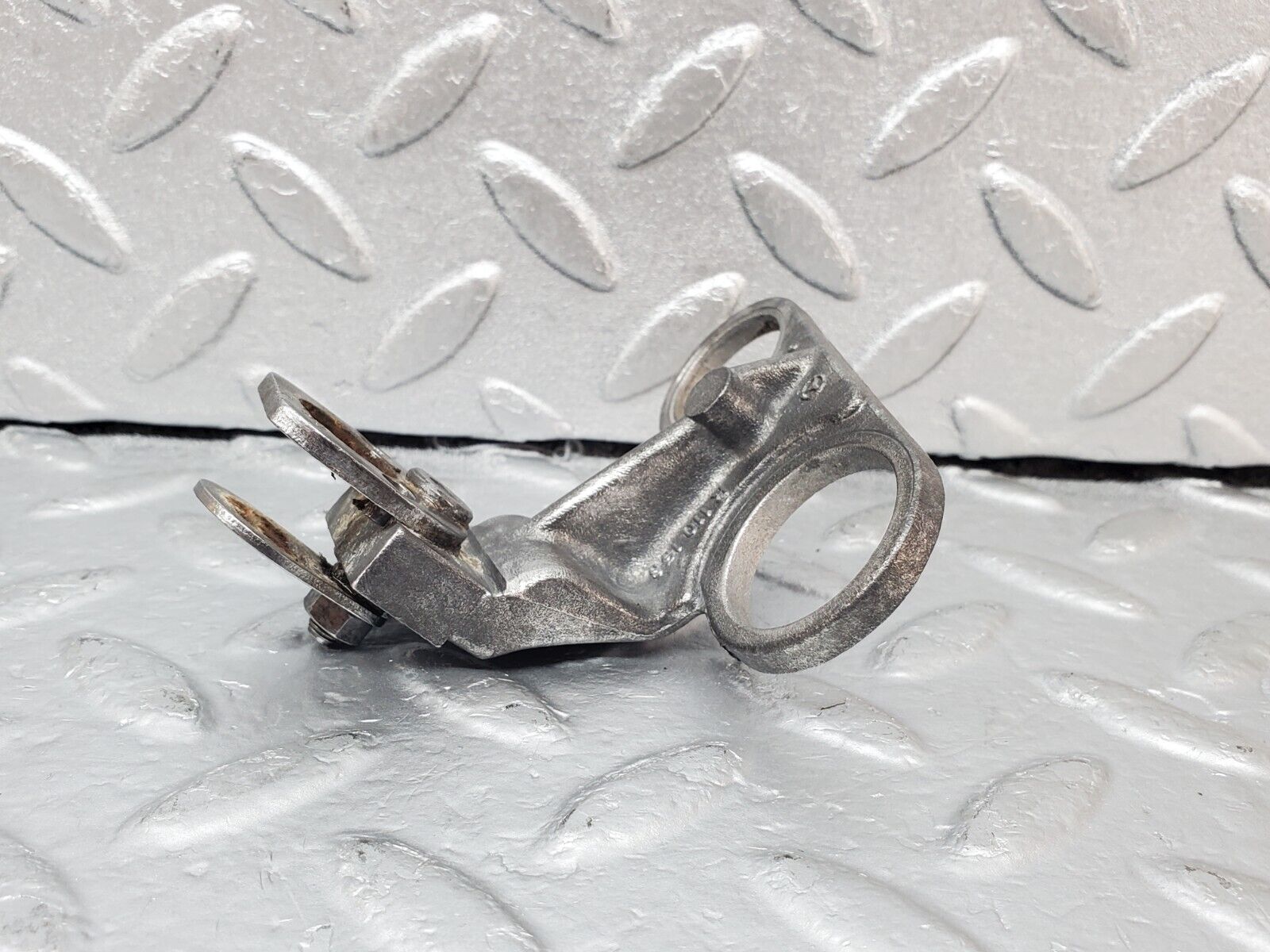 44538 Mercedes-Benz W123 280E Crankshaft Sensor Holder Bracket 1101530440