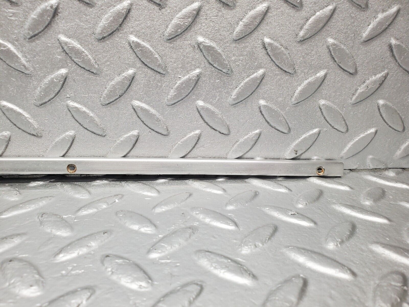 46572 Mercedes-Benz C123 280CE Coupe Sunroof Chrome Trim