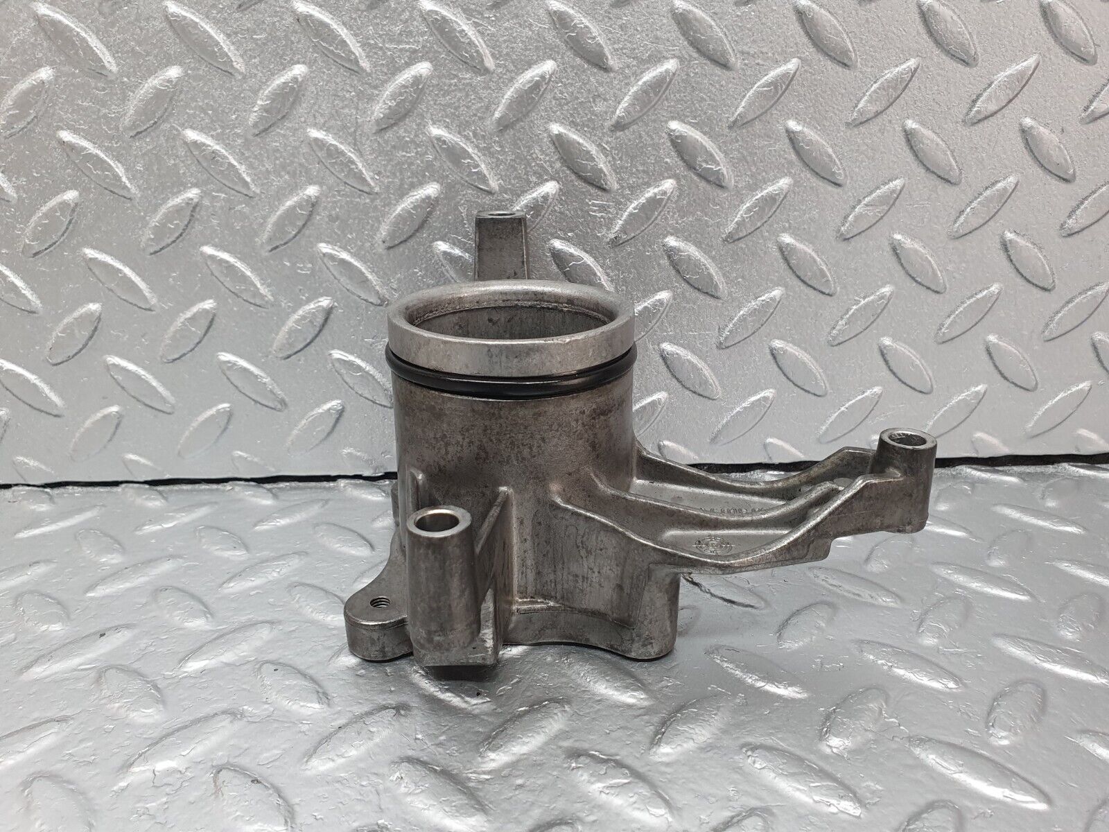 42060 Mercedes-Benz W202 C200 Throttle Body Bracket 1111410344