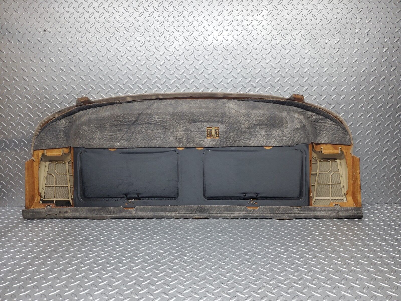 45772 Mercedes-Benz W126 420SE Rear Parcel Shelf Beige