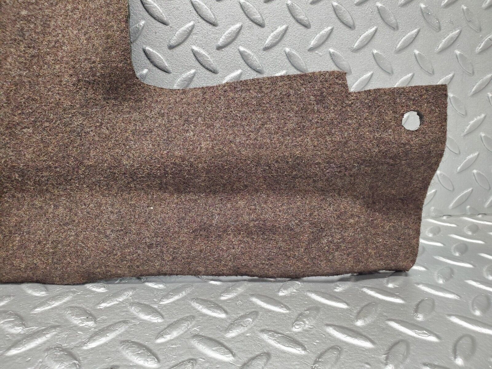 46014 Mercedes-Benz W126 420SE Trunk Boot Carpet Cover Brown