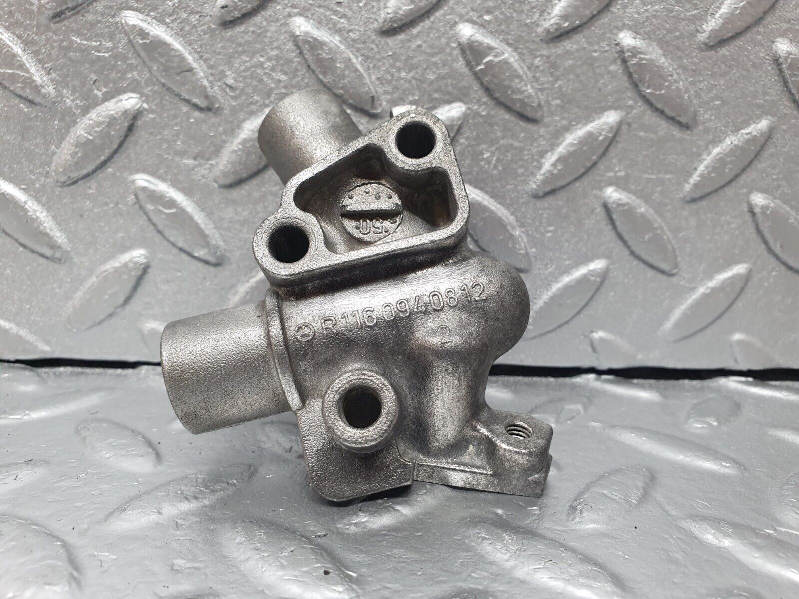 43530 Mercedes-Benz C126 380SEC Coupe Cold Start Valve Housing 1160940812