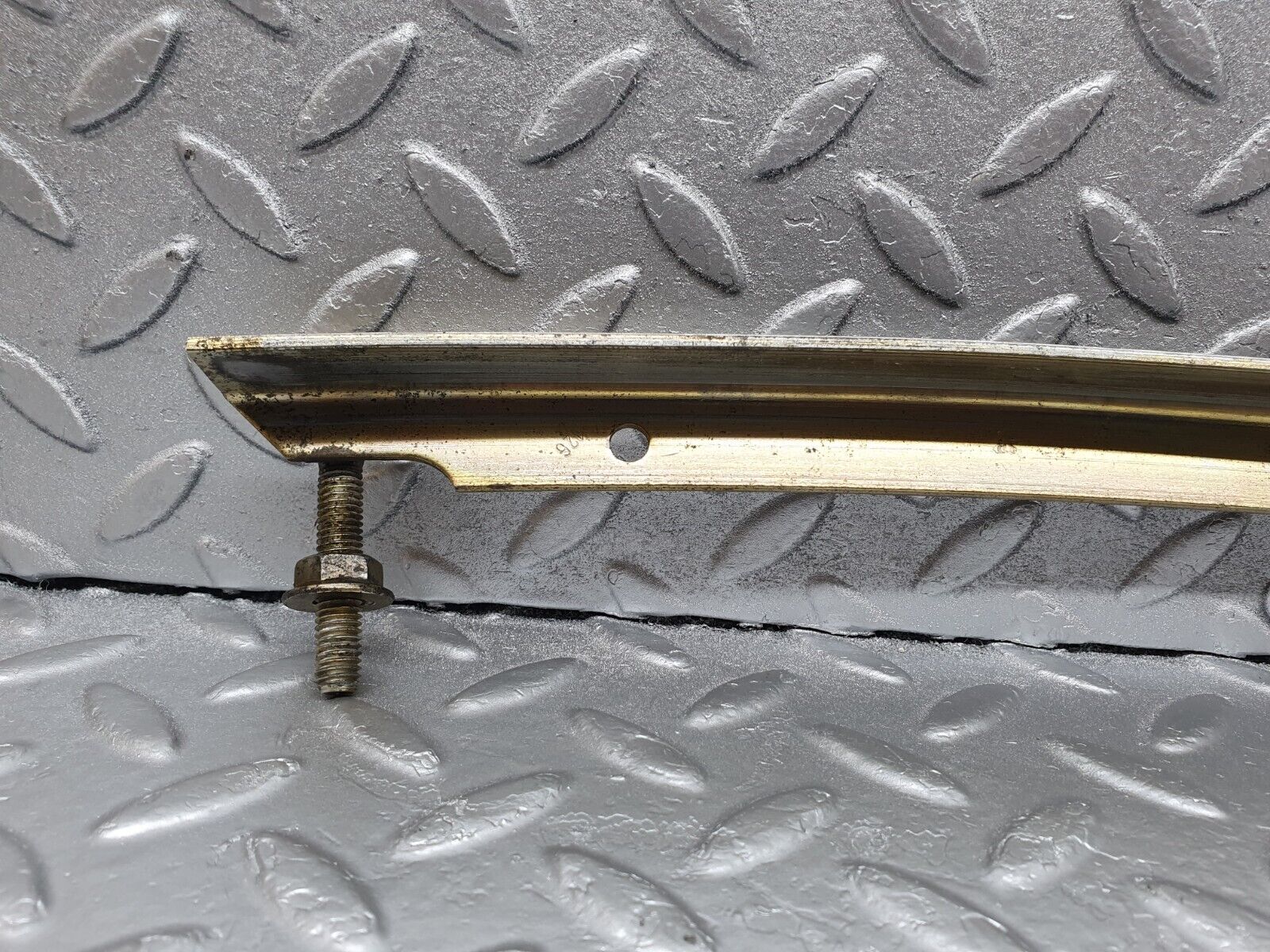 43712 Mercedes-Benz C126 380SEC Coupe Right Door Window Channel