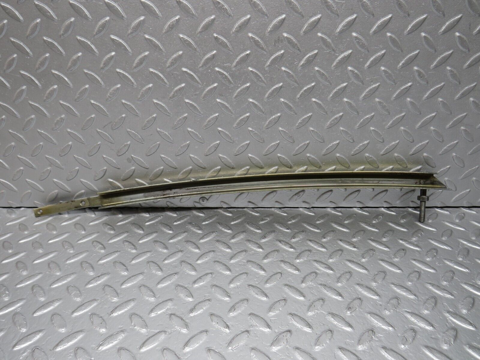 39138 Mercedes-Benz R107 500SL Front Right Door Window Channel