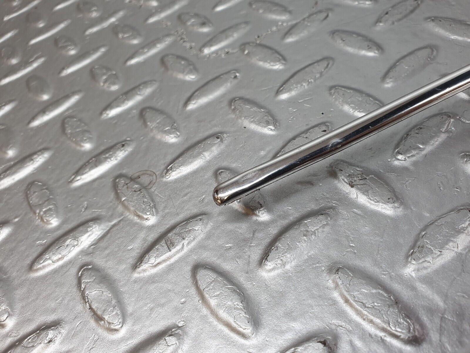 43473 Mercedes-Benz W108 280SE Right Door Card Chrome Trim