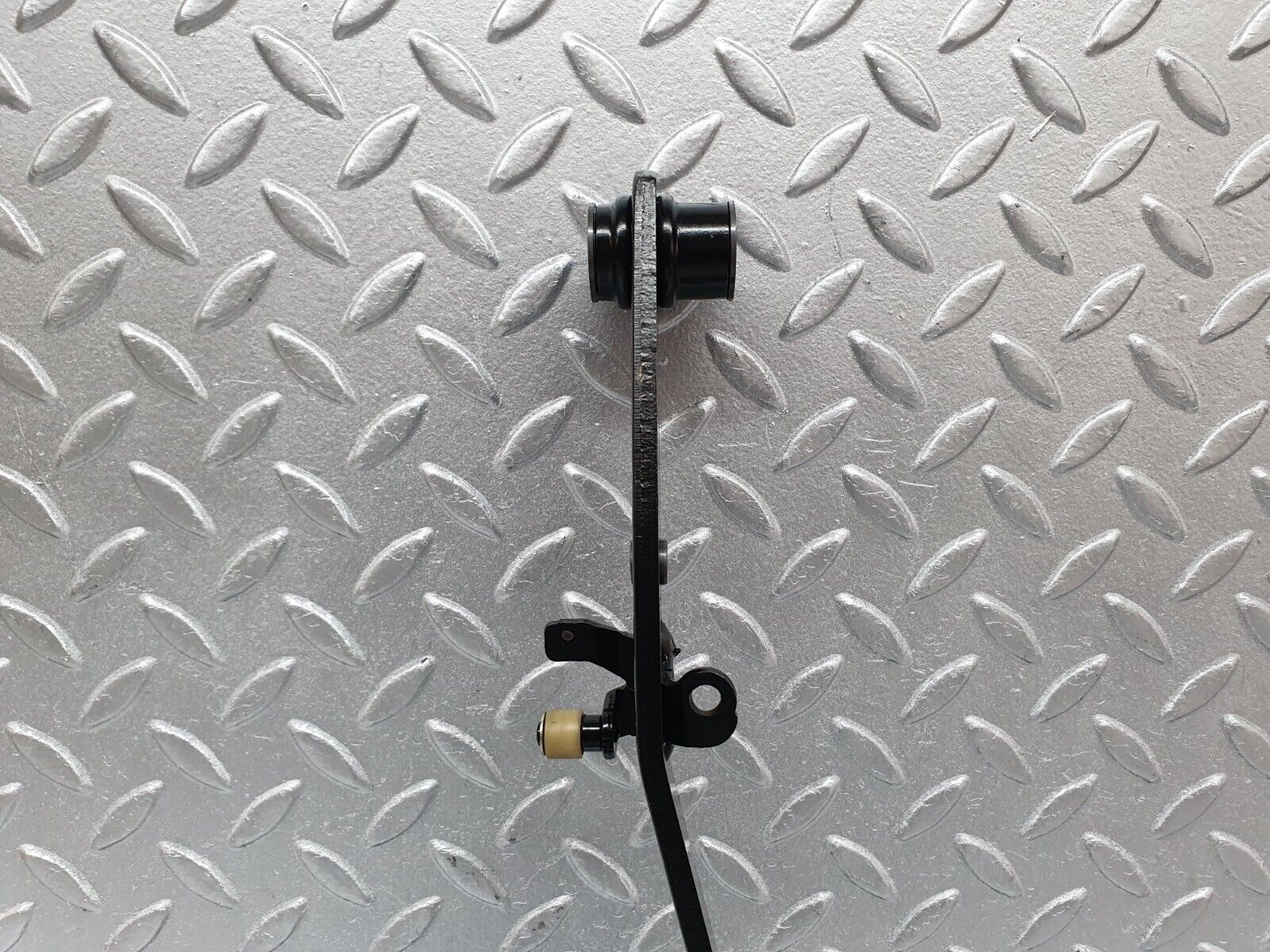 42201 Mercedes-Benz R129 320SL Coupe Brake Pedal With Rubber 1232910082