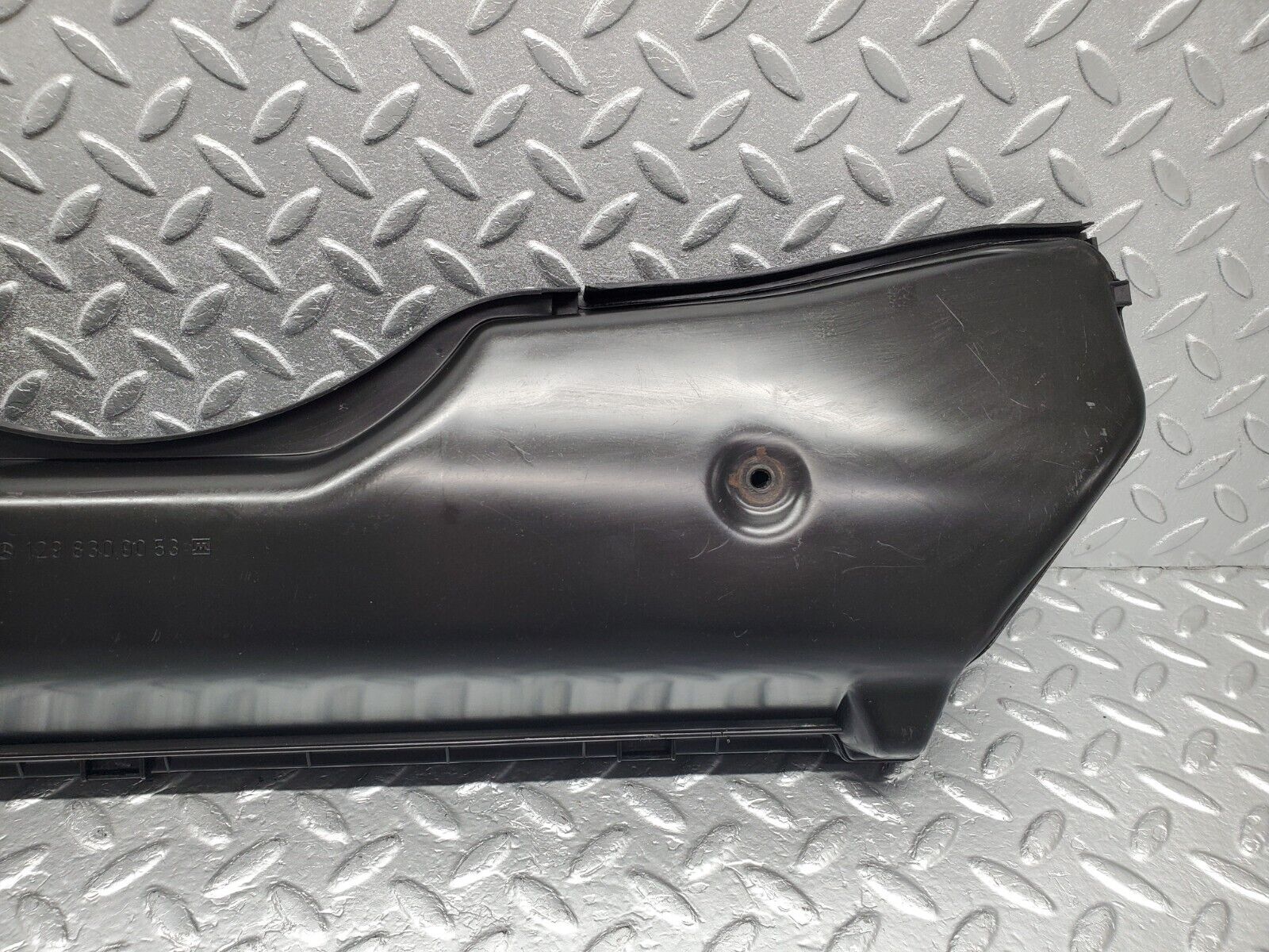 46887 Mercedes-Benz R129 320SL Coupe Cabin Filter Housing 1298300053