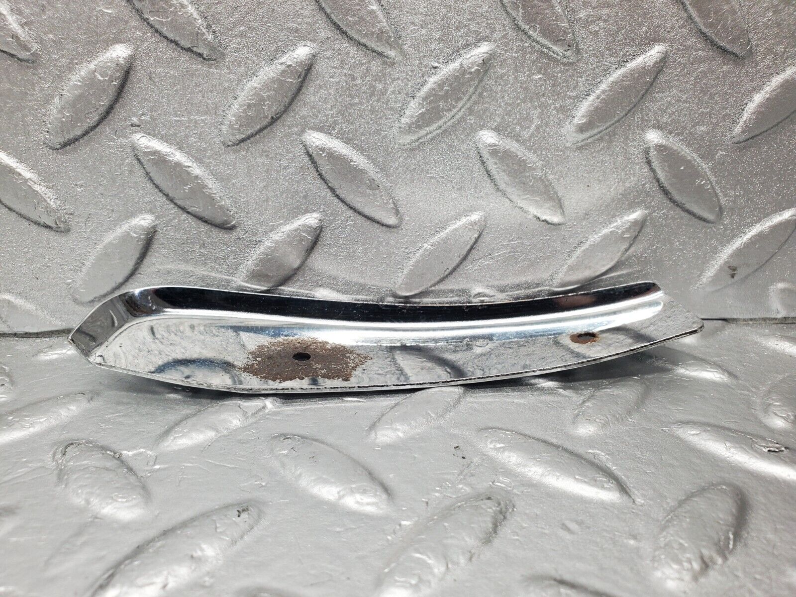 46534 Mercedes-Benz C123 280CE Coupe Left Door Chrome Front Cover