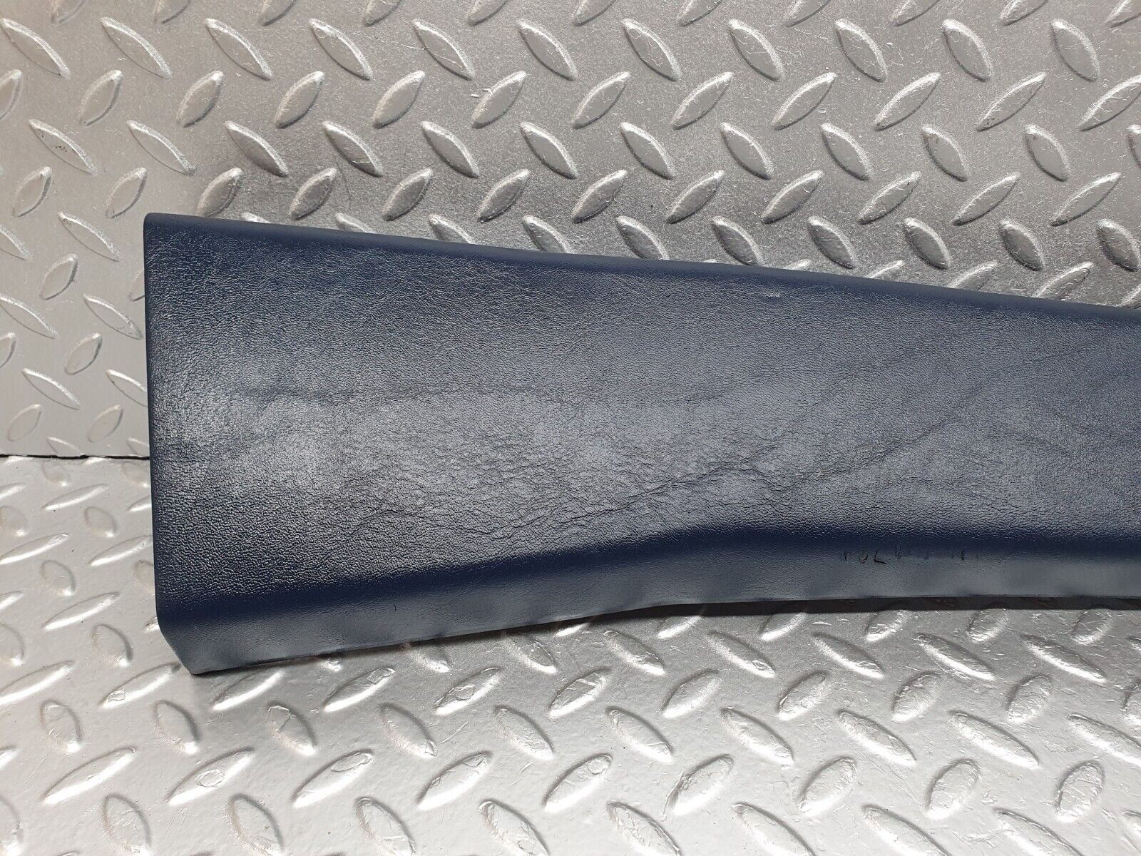 42653 Mercedes-Benz W201 190 2.0L B Pillar Cover Right Blue 2016921889 2016920044