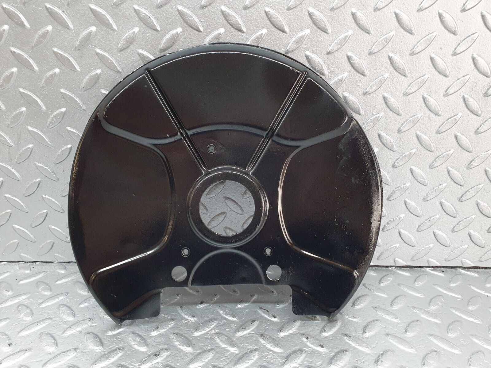 43204 Mercedes-Benz W108 280SE Front Left Brake Disc Protection Plate