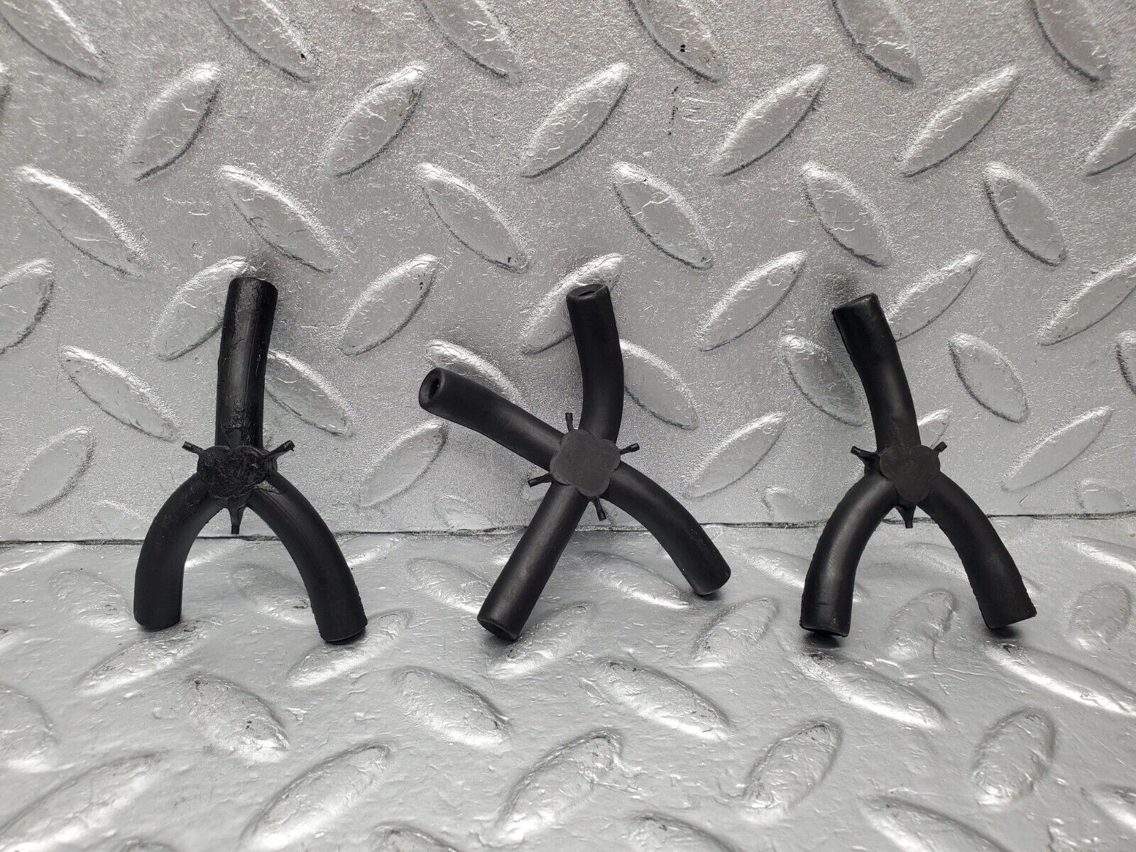 46673 Mercedes-Benz C123 280CE Coupe Vacuum Pipe Hose Distributor