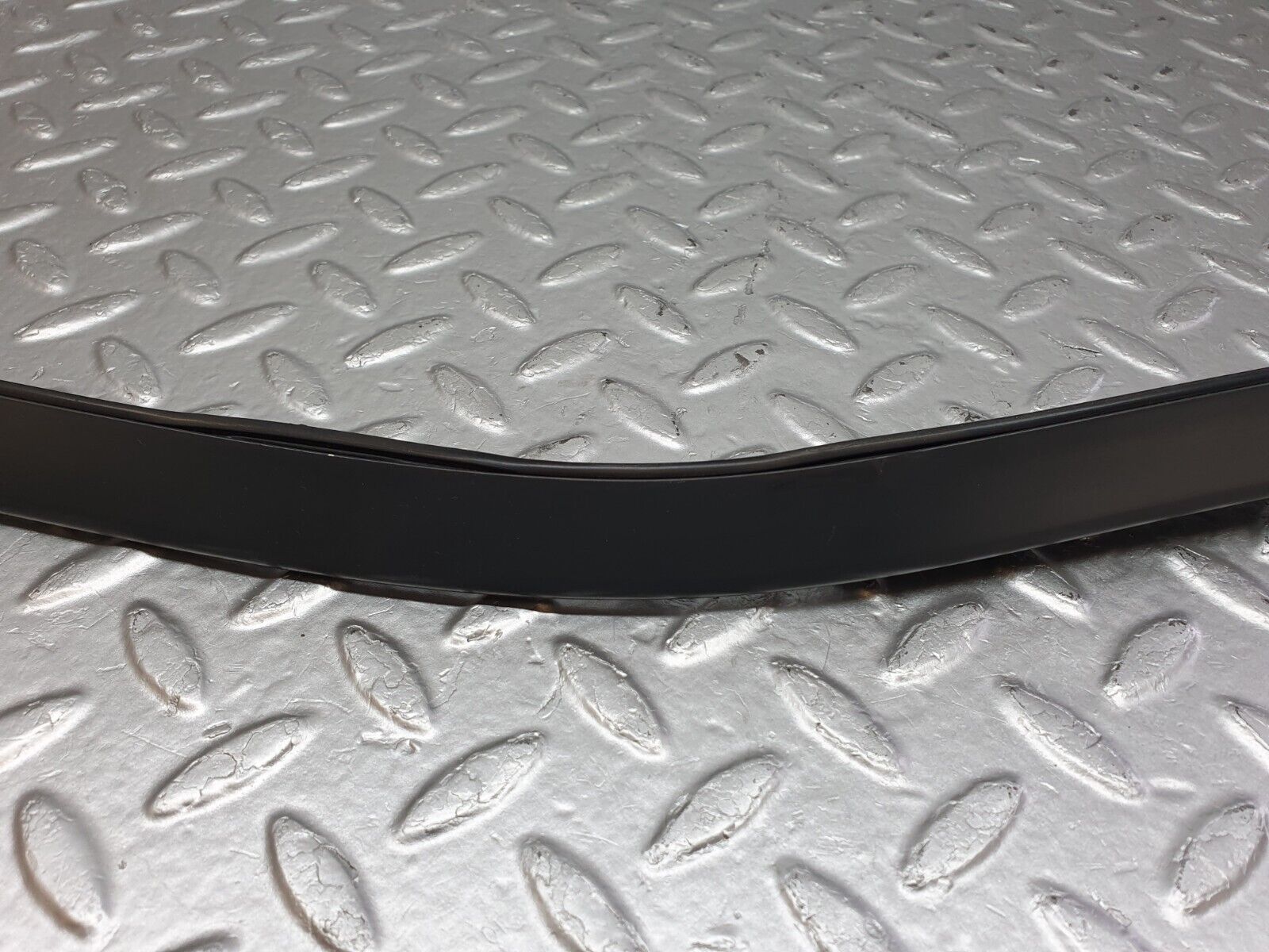 41713 Mercedes-Benz W124 200E Roof Chrome Trim Left Side 1246900397