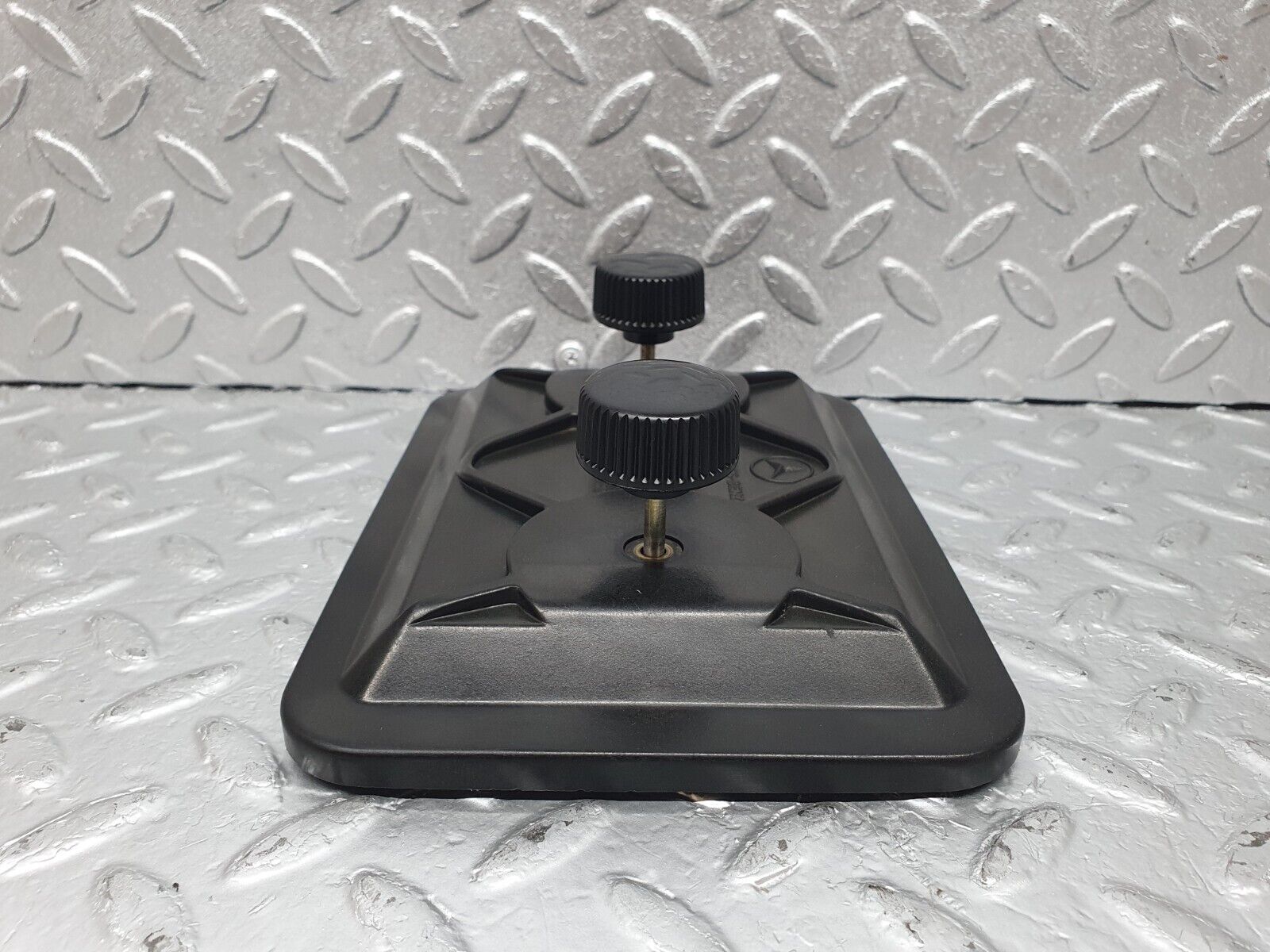 43908 Mercedes-Benz C123 230CE Coupe Fuse Box Cover Lid 1235400082 1235451000