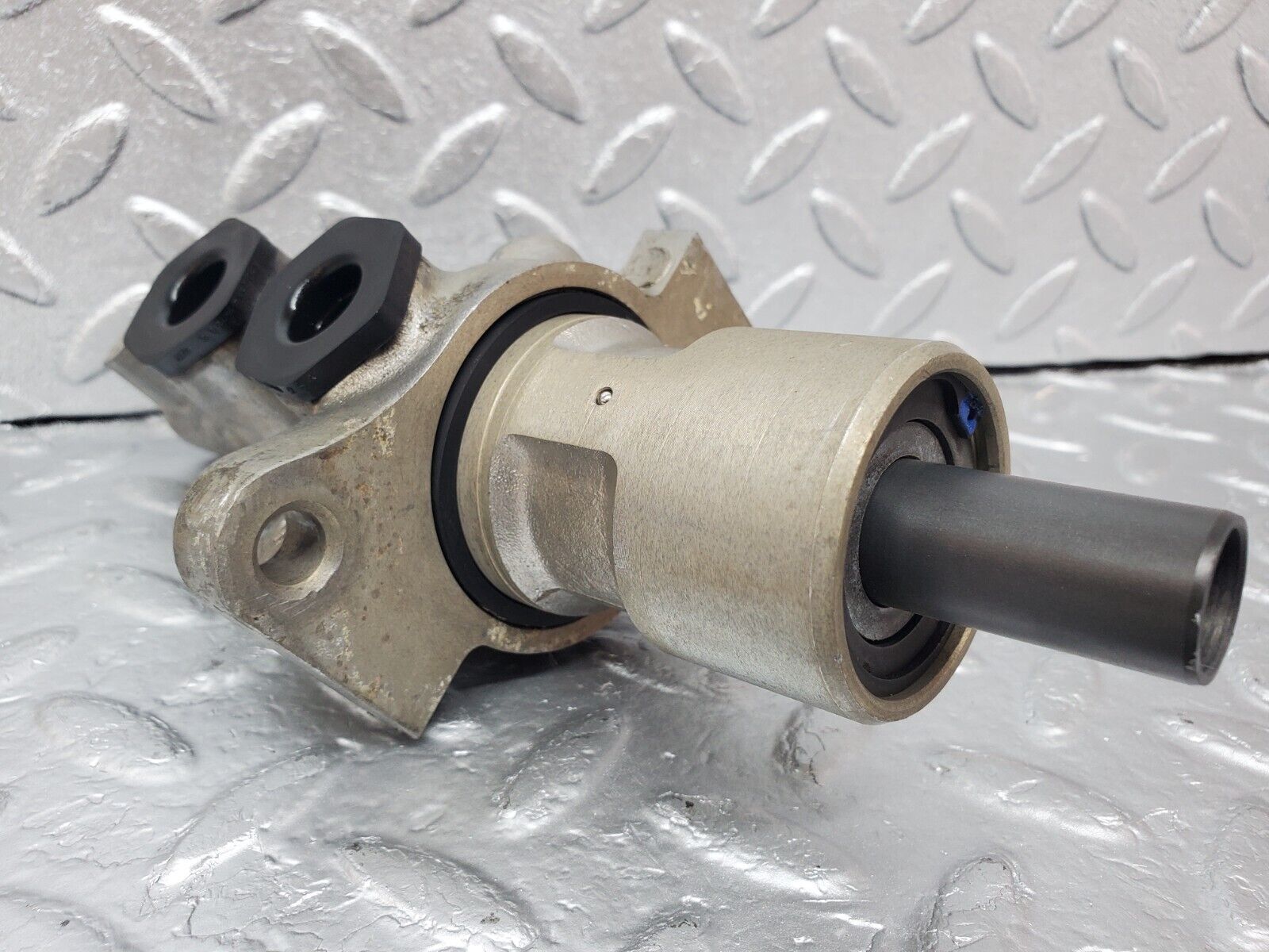 45789 Mercedes-Benz W126 420SE Brake Master Cylinder ATE