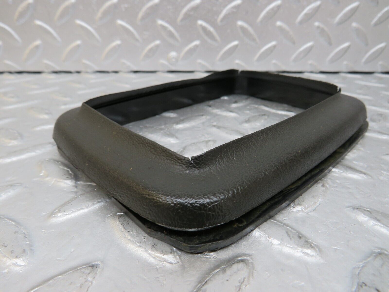 35400 Mercedes-Benz R107 280SL Gear Selector Surround Rubber 1232670197