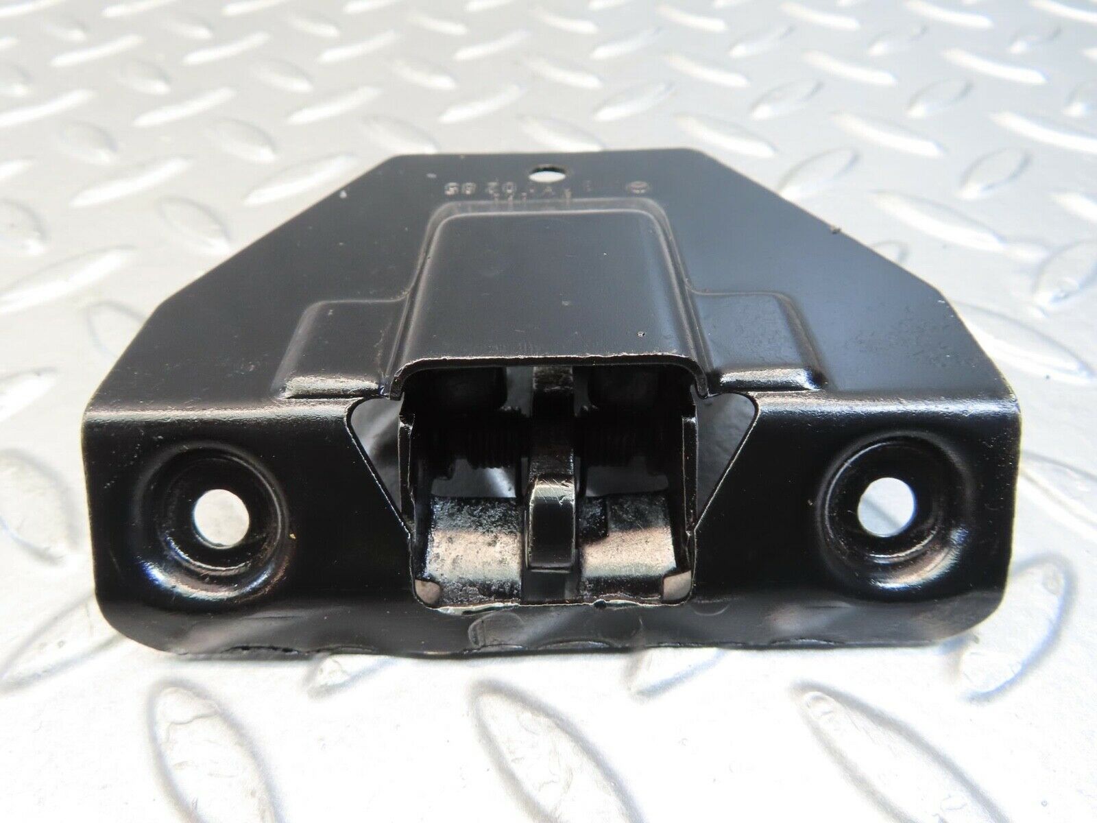 11632 Mercedes-Benz R107 450SL Trunk Boot Lock Latch 1137500285