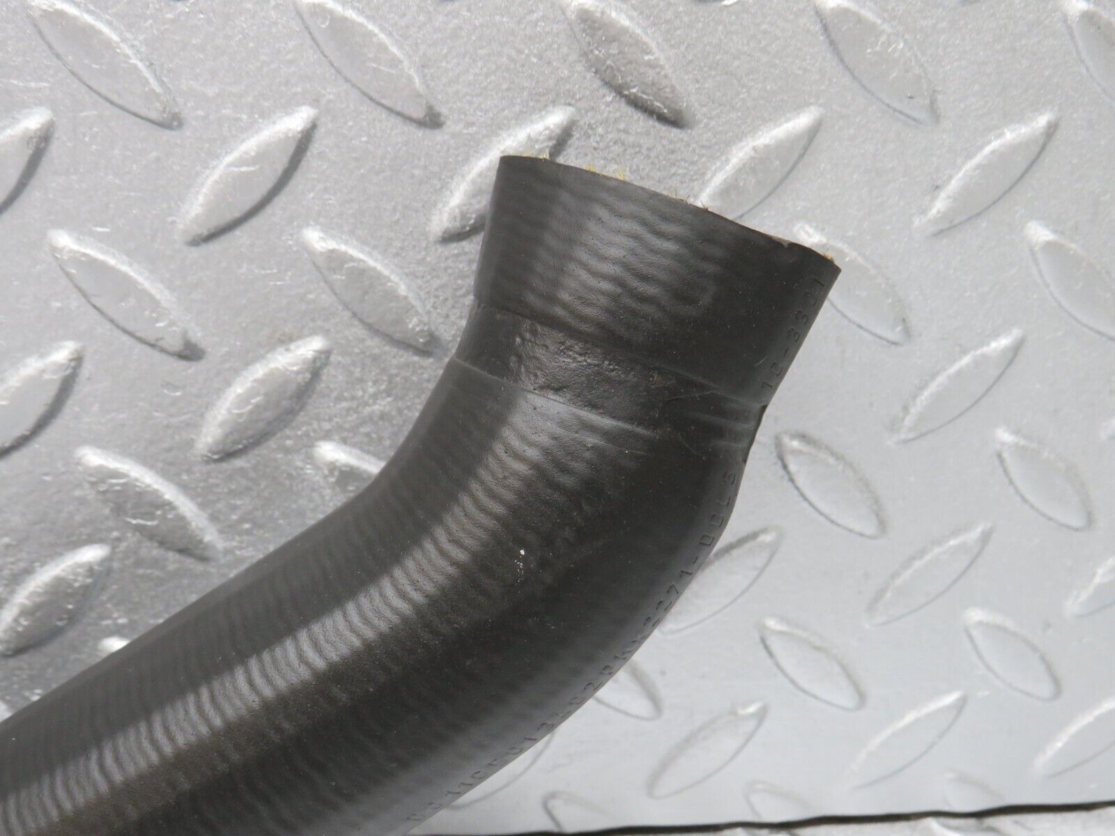 39874 Mercedes-Benz R107 350SL Radiator Hose Pipe 1165013482