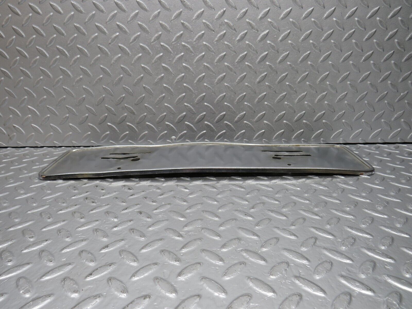 39868 Mercedes-Benz R107 350SL number Plate Holder Chrome