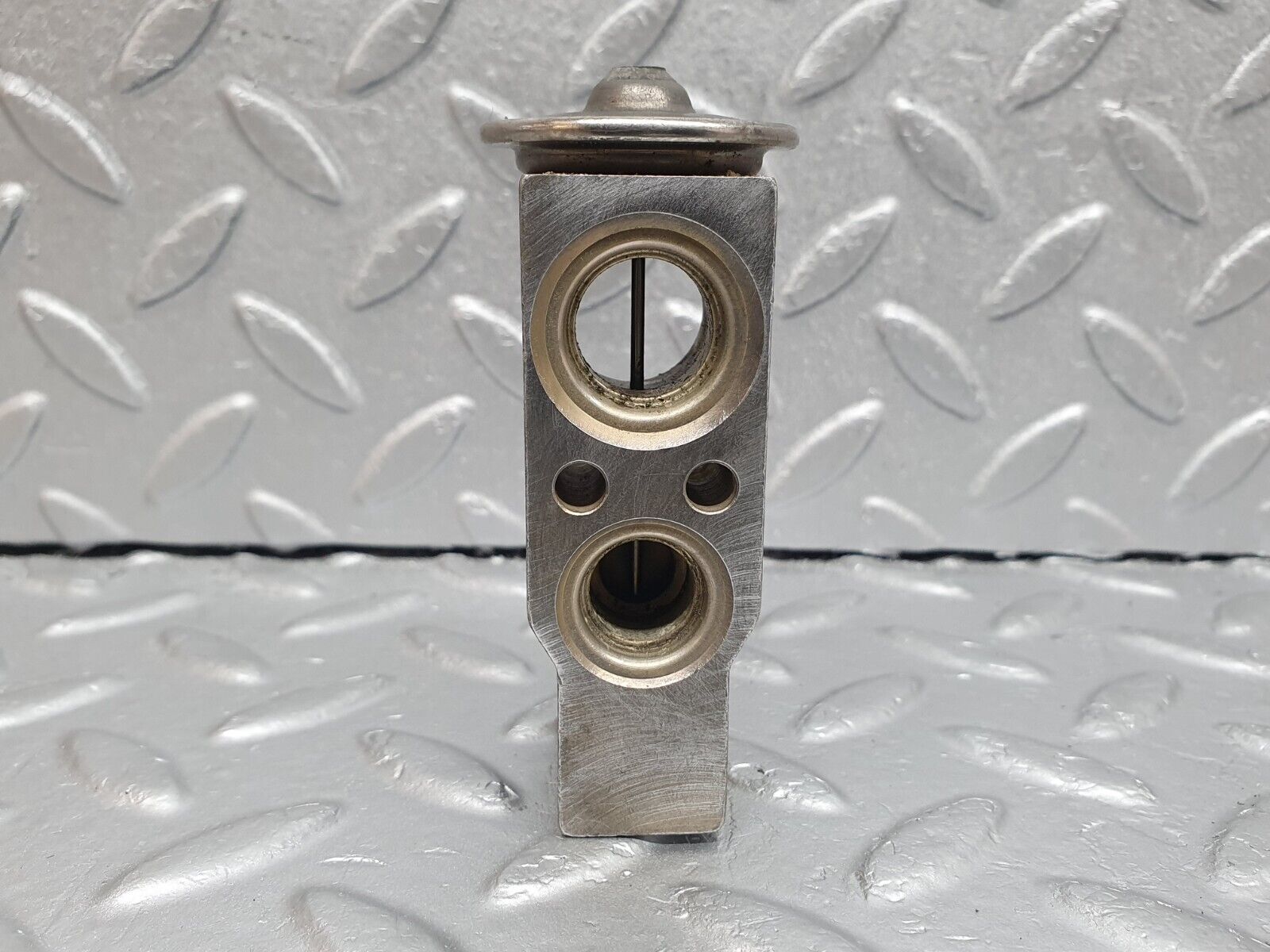 41918 Mercedes-Benz W202 C200 Air Conditioning Expansion Valve 2028300184