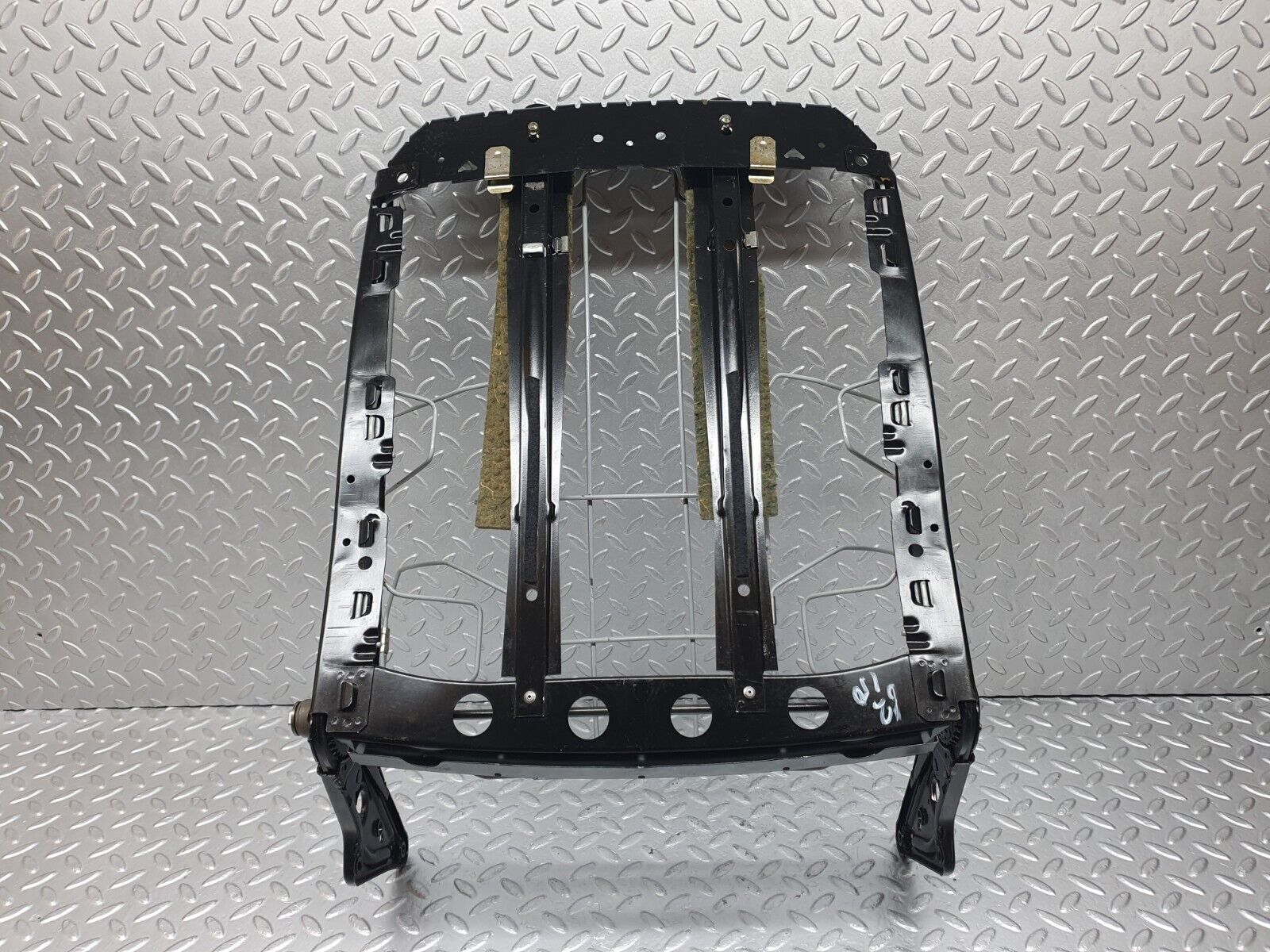 42741 Mercedes-Benz W201 190 2.0L Front Right Seat Backrest