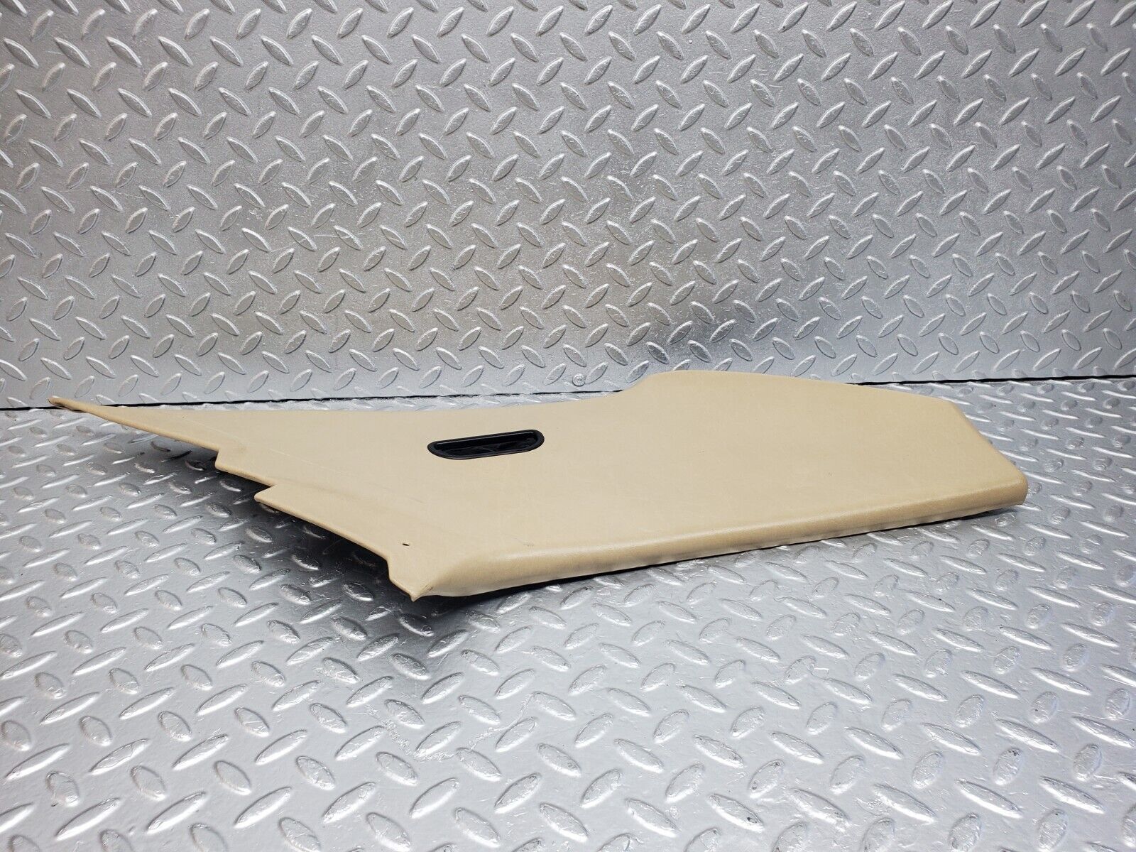 45771 Mercedes-Benz W126 420SE C Pillar Cover Left Side Beige 1266950344
