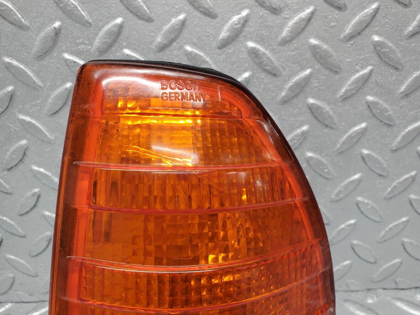 46401 Mercedes-Benz C123 280CE Coupe Front Left Indicator Light Bosch 32739R6