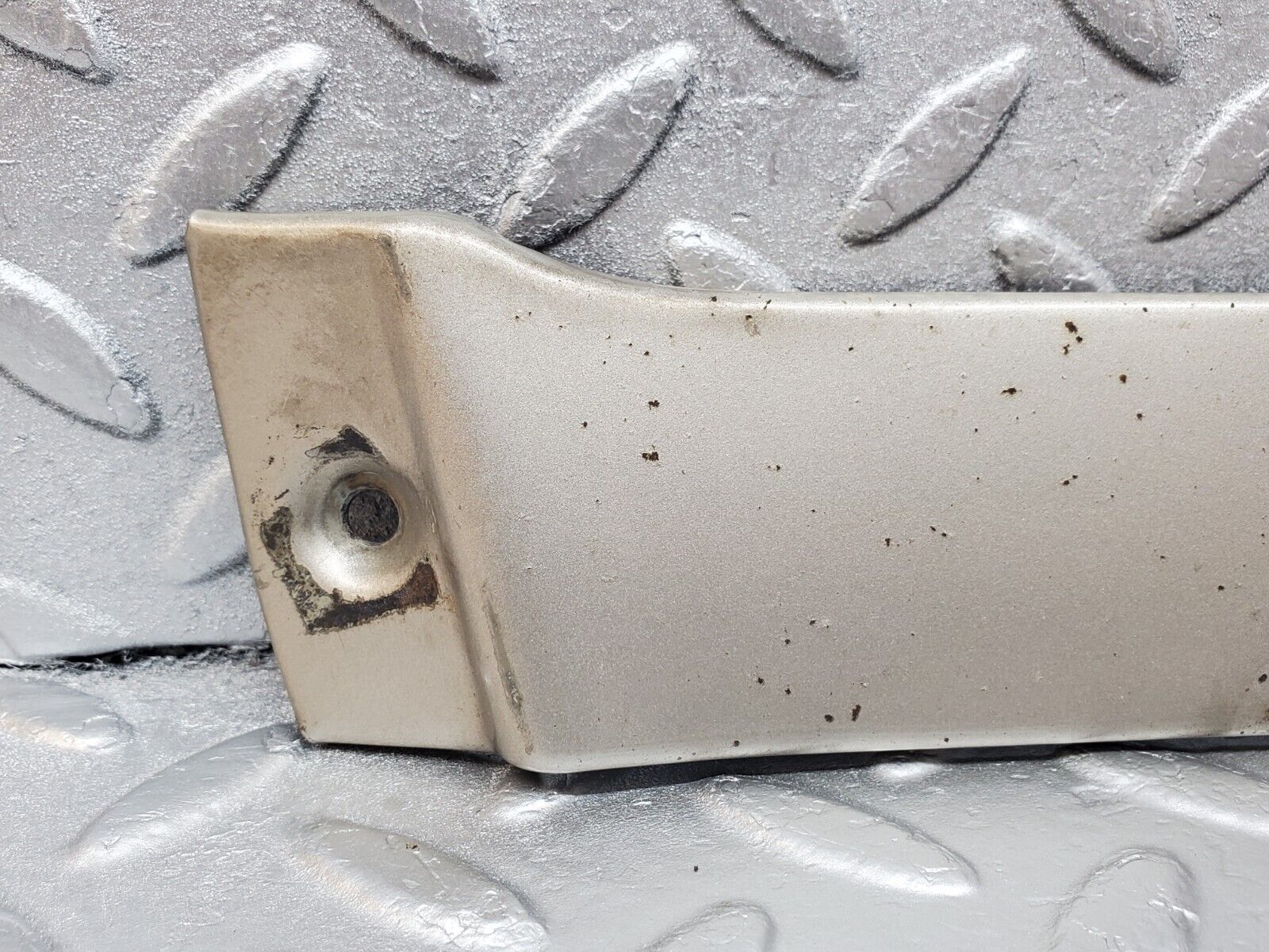 45661 Mercedes-Benz W126 420SE Under Headlight Trim Right Side