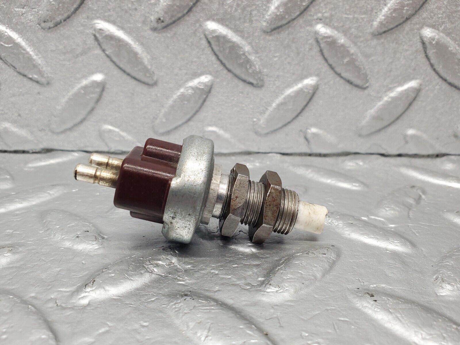 46547 Mercedes-Benz C123 280CE Coupe Braker Light Switch 190130