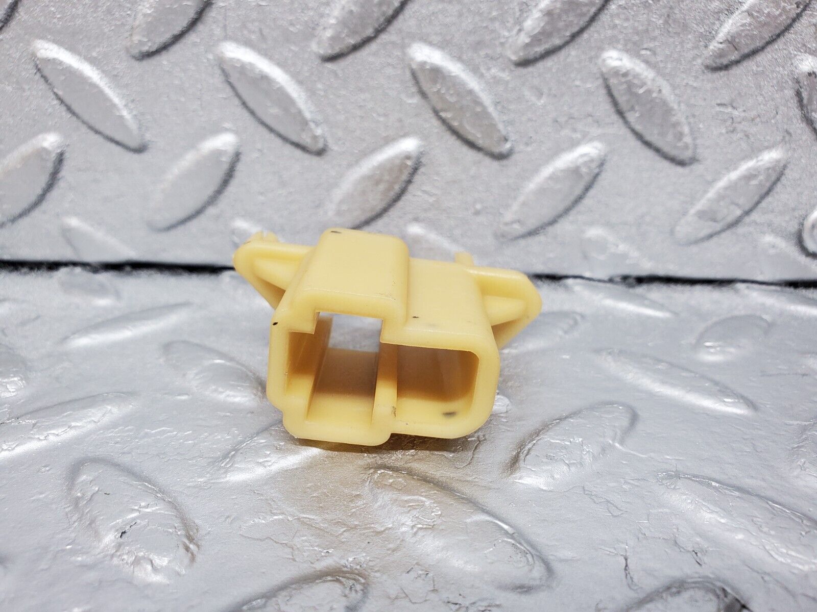 45515 Mercedes-Benz Gearbox Support Bracket 722.309 1262770940 1262770740