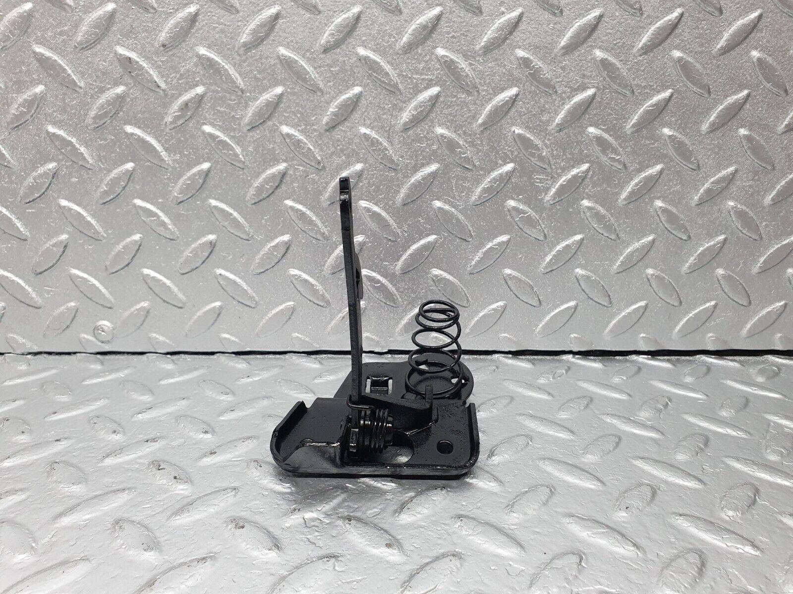 42301 Mercedes-Benz R129 320SL Coupe Bonnet Release Latch 1298800064