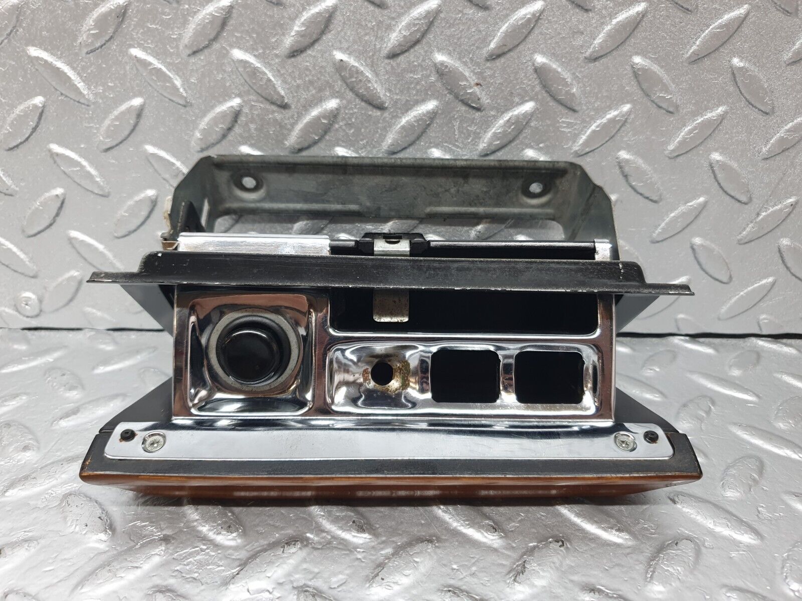 43906 Mercedes-Benz C123 230CE Coupe Centre Console Ashtray Wood Finish