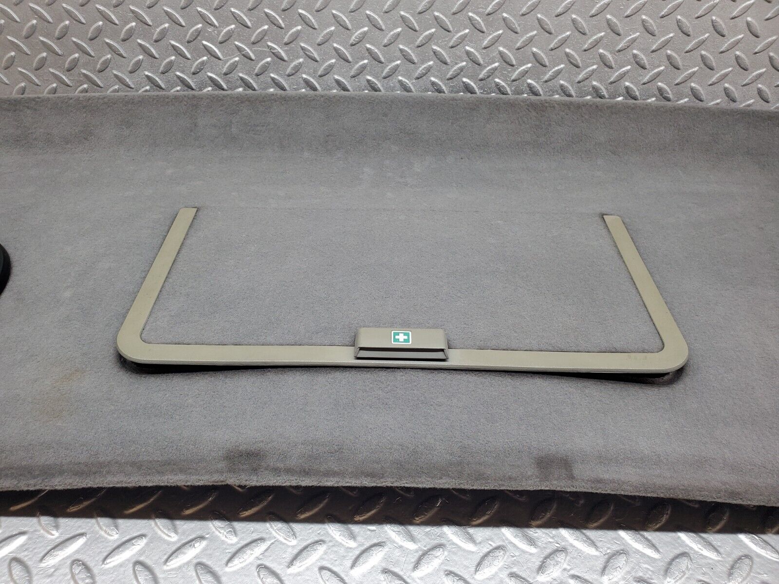 44696 Mercedes-Benz W124 220E Parcel Shelf With Speakers Grey 1246900249