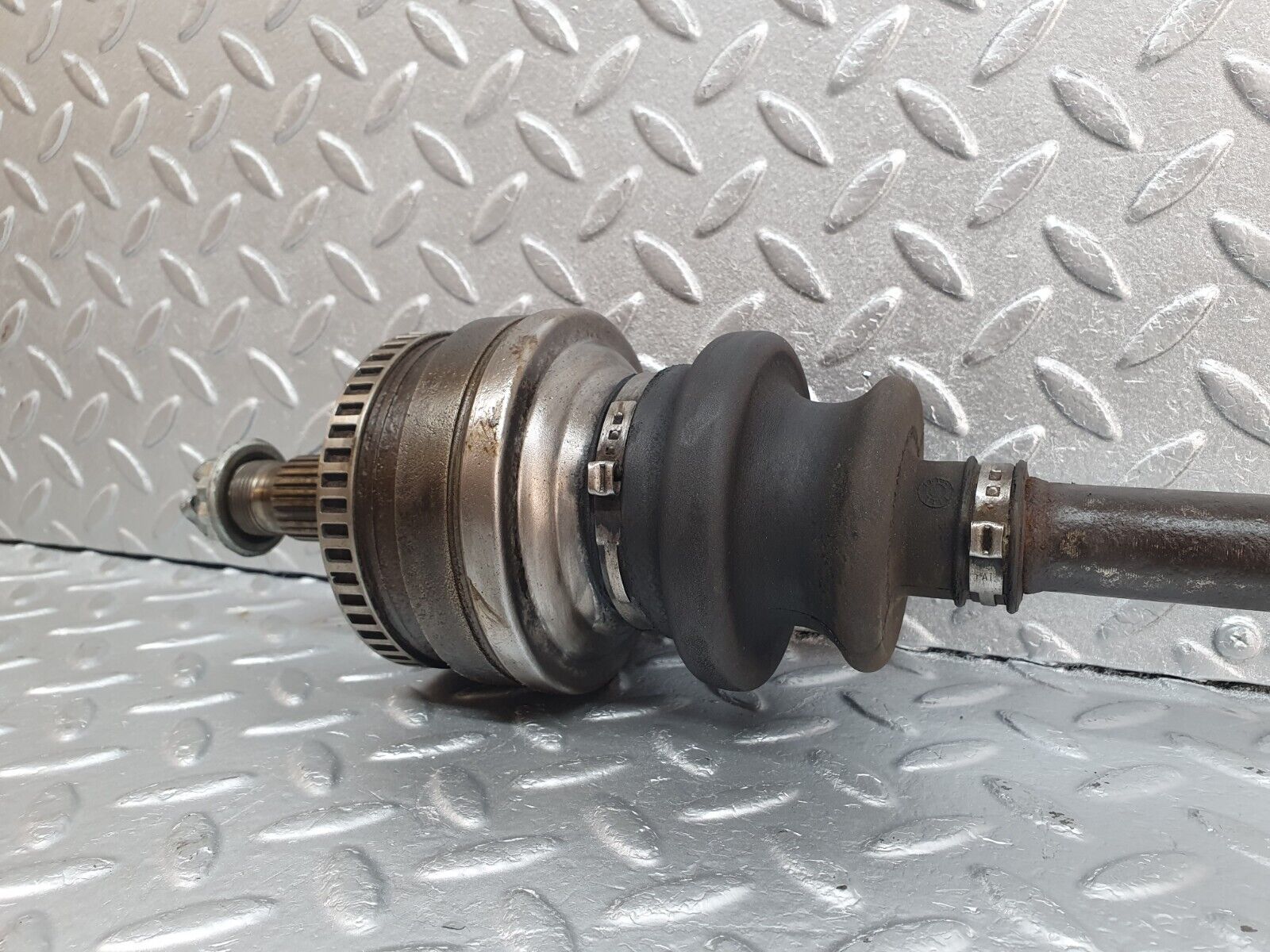 42624 Mercedes-Benz R129 320SL Coupe Axle Shaft Drive Shaft 2023570191