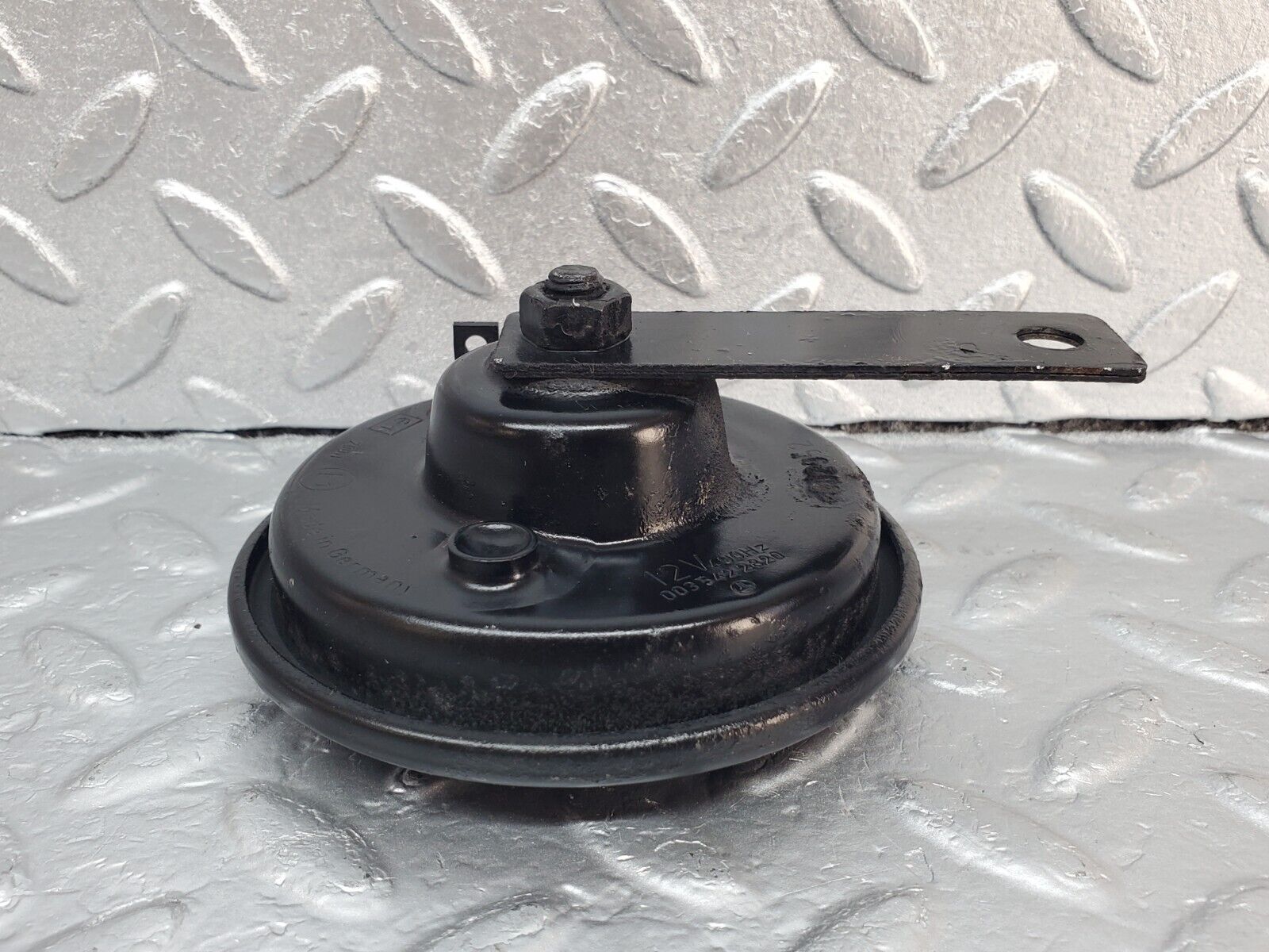 45685 Mercedes-Benz W126 420SE Horn 002952 0035422820