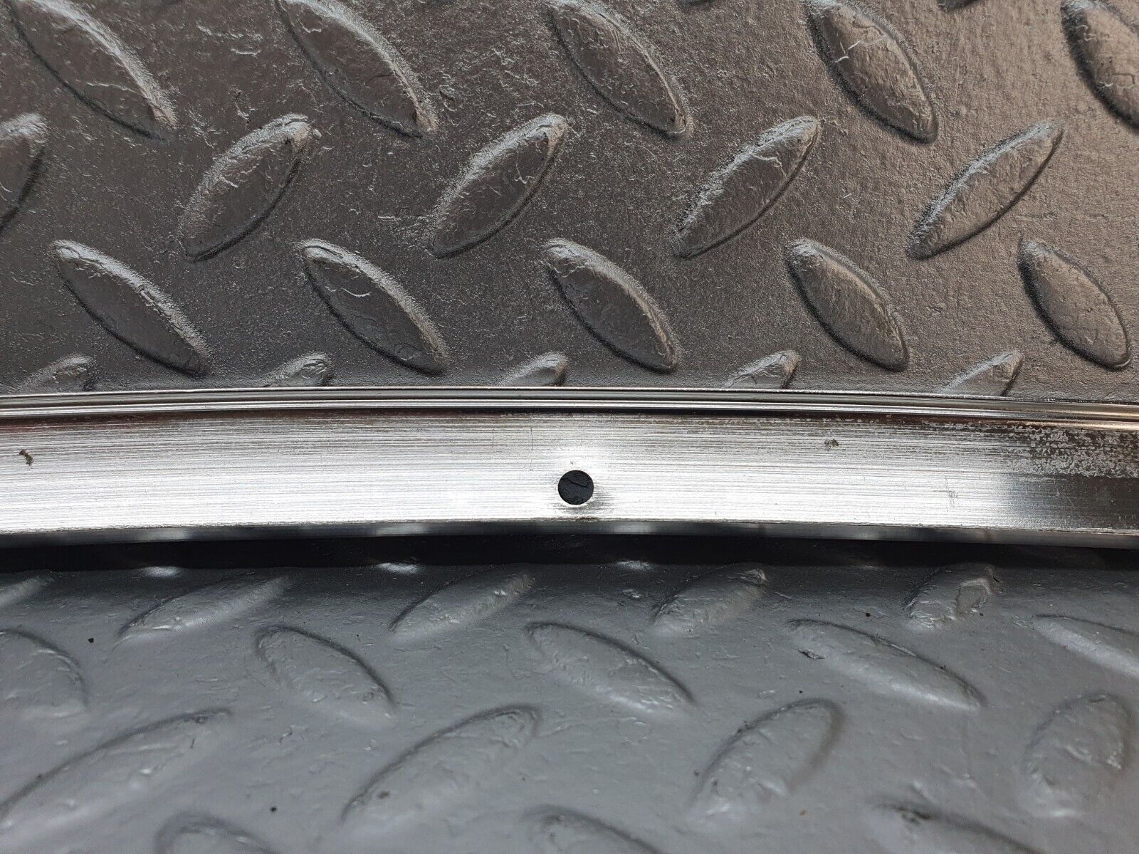 43039 Mercedes-Benz R107 Hardtop B Pillar Chrome Trim Left Side