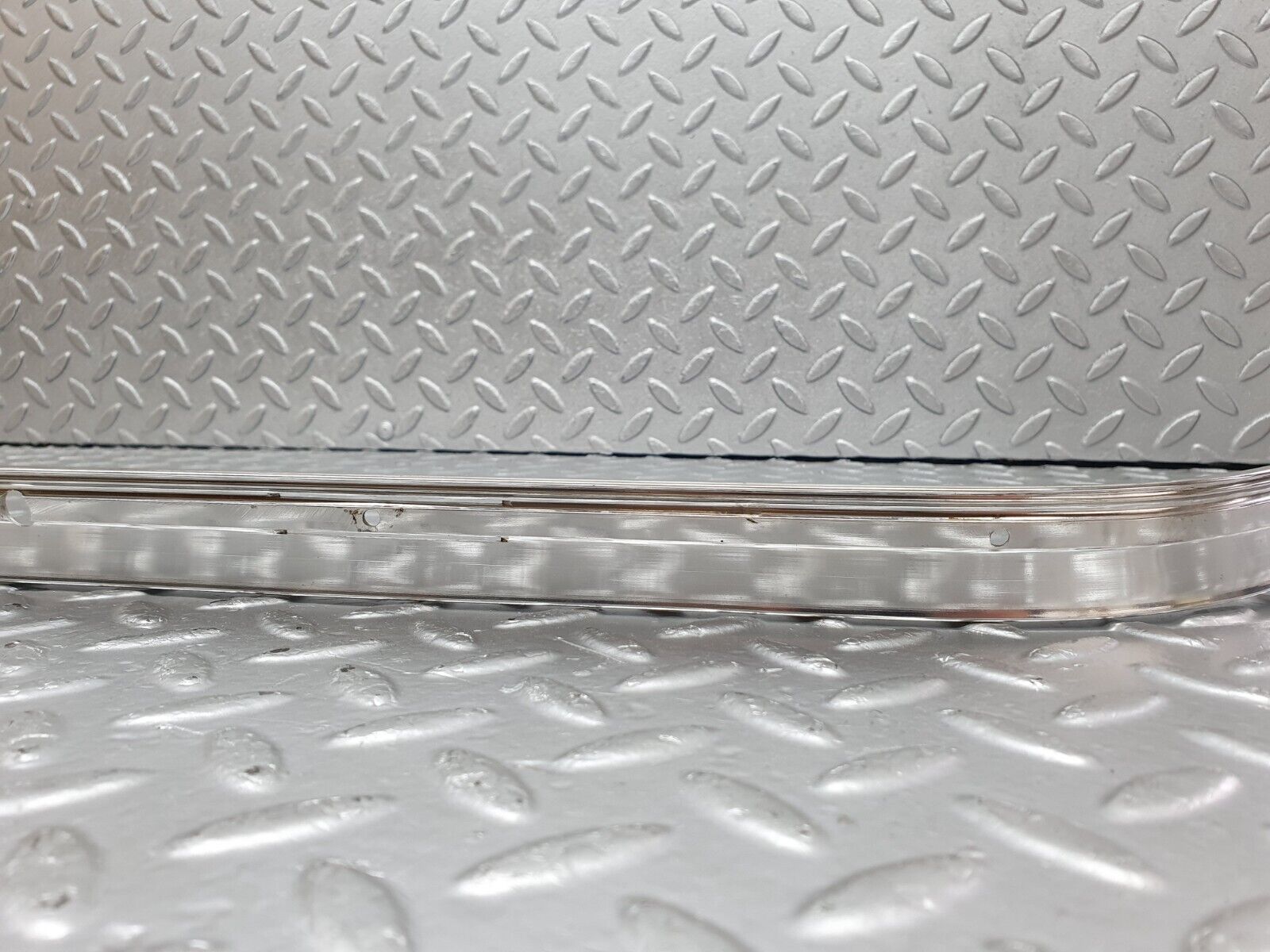 44200 Mercedes-Benz C123 230CE Coupe Chrome Roof Trim Cladding Right Side