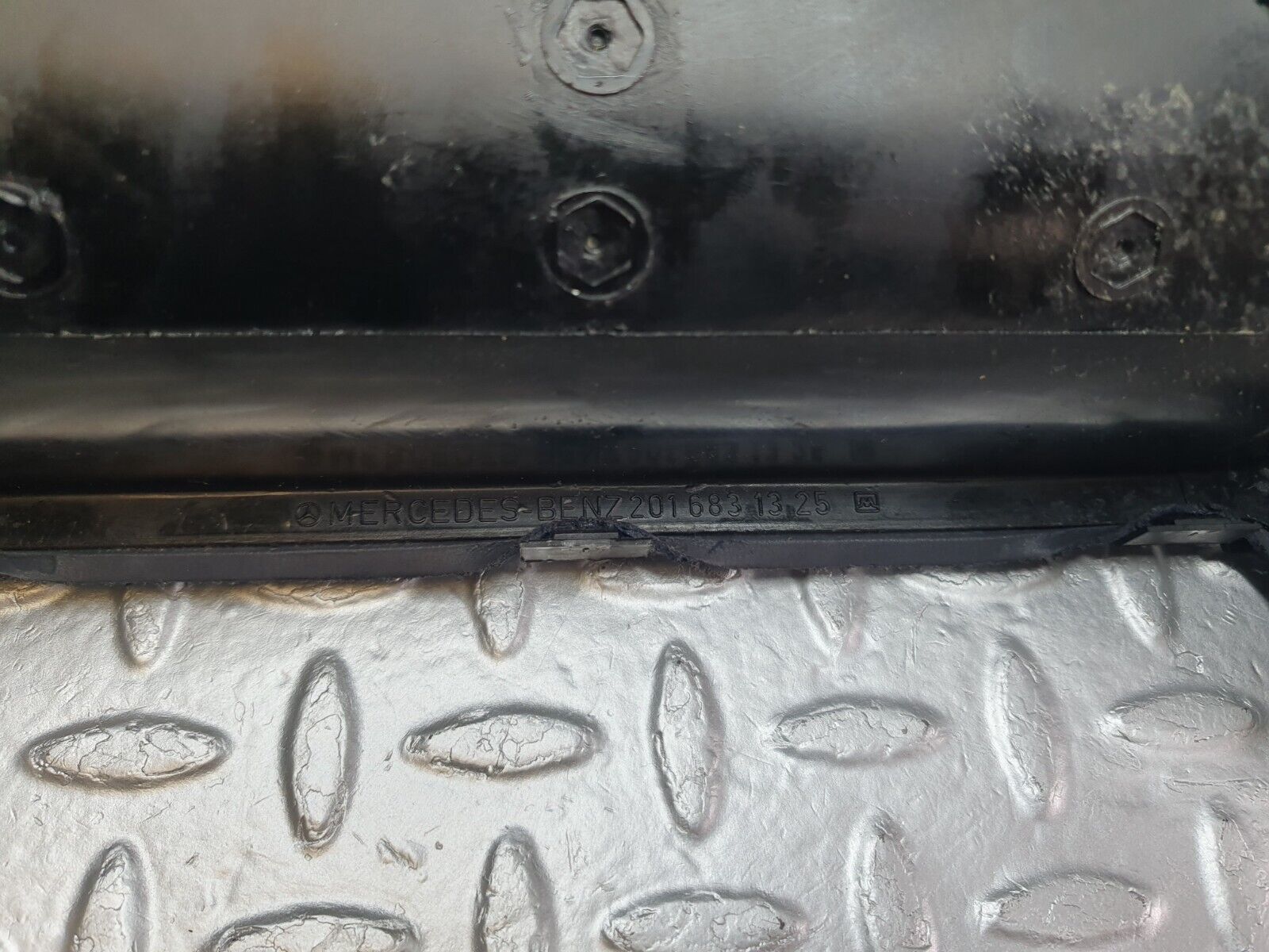 42664 Mercedes-Benz W201 190 2.0L Centre Console Blue 2016831325 2016831236