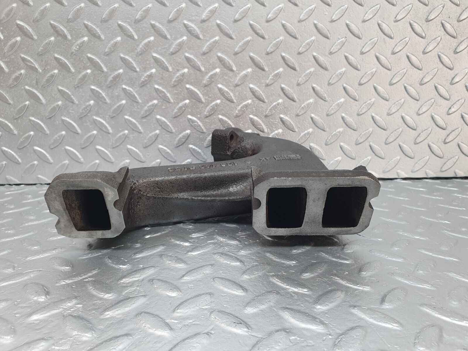 43318 Mercedes-Benz W108 280SE Exhaust Manifold Cylinder 1-3 1291420102