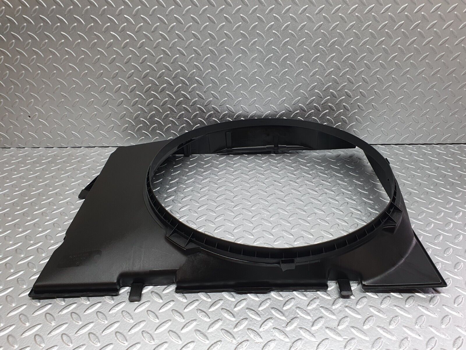 42181 Mercedes-Benz R129 320SL Radiator Fan Shroud Cover 129505115 1295050155