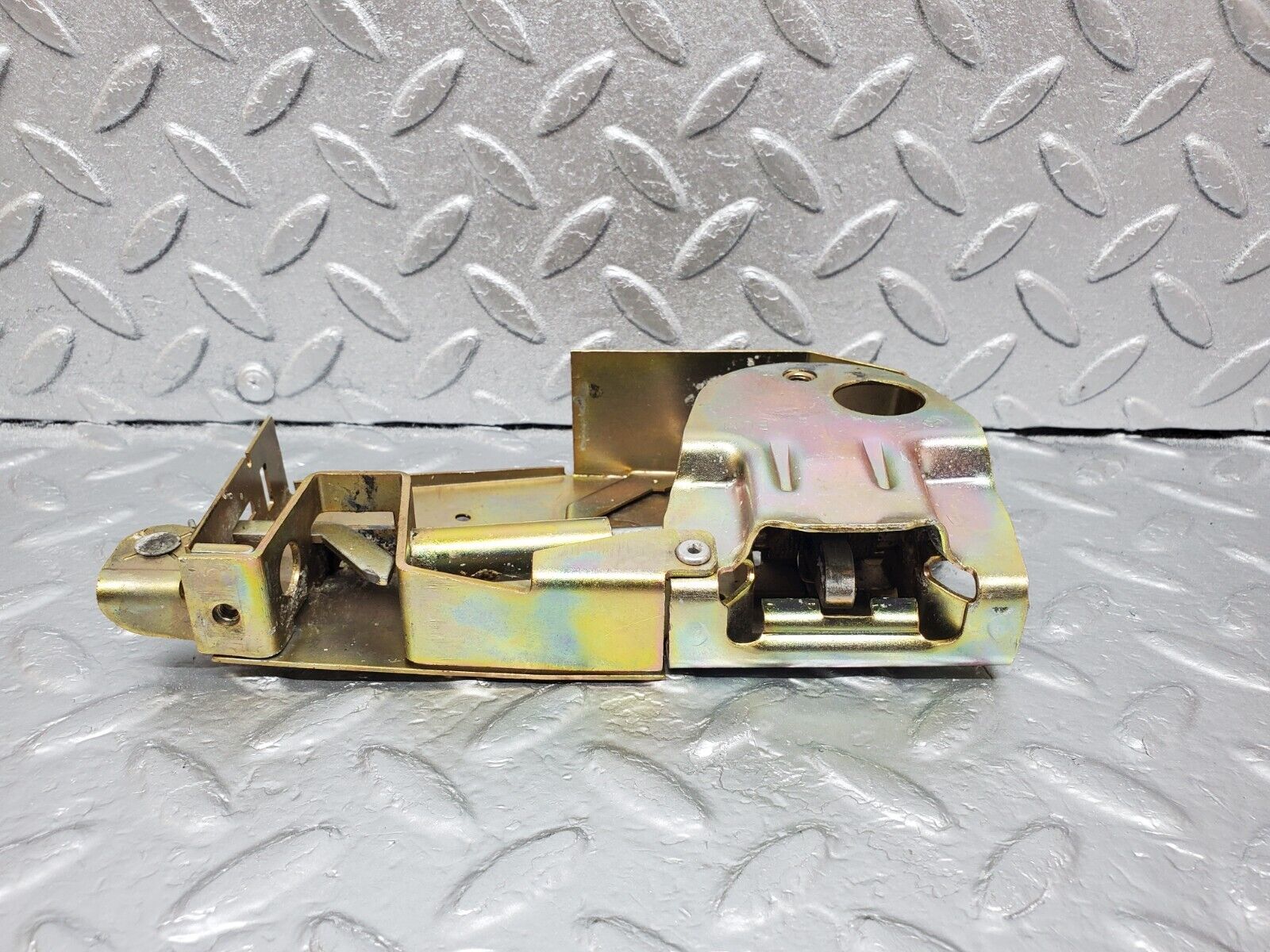 45638 Mercedes-Benz W126 420SE Trunk Lock