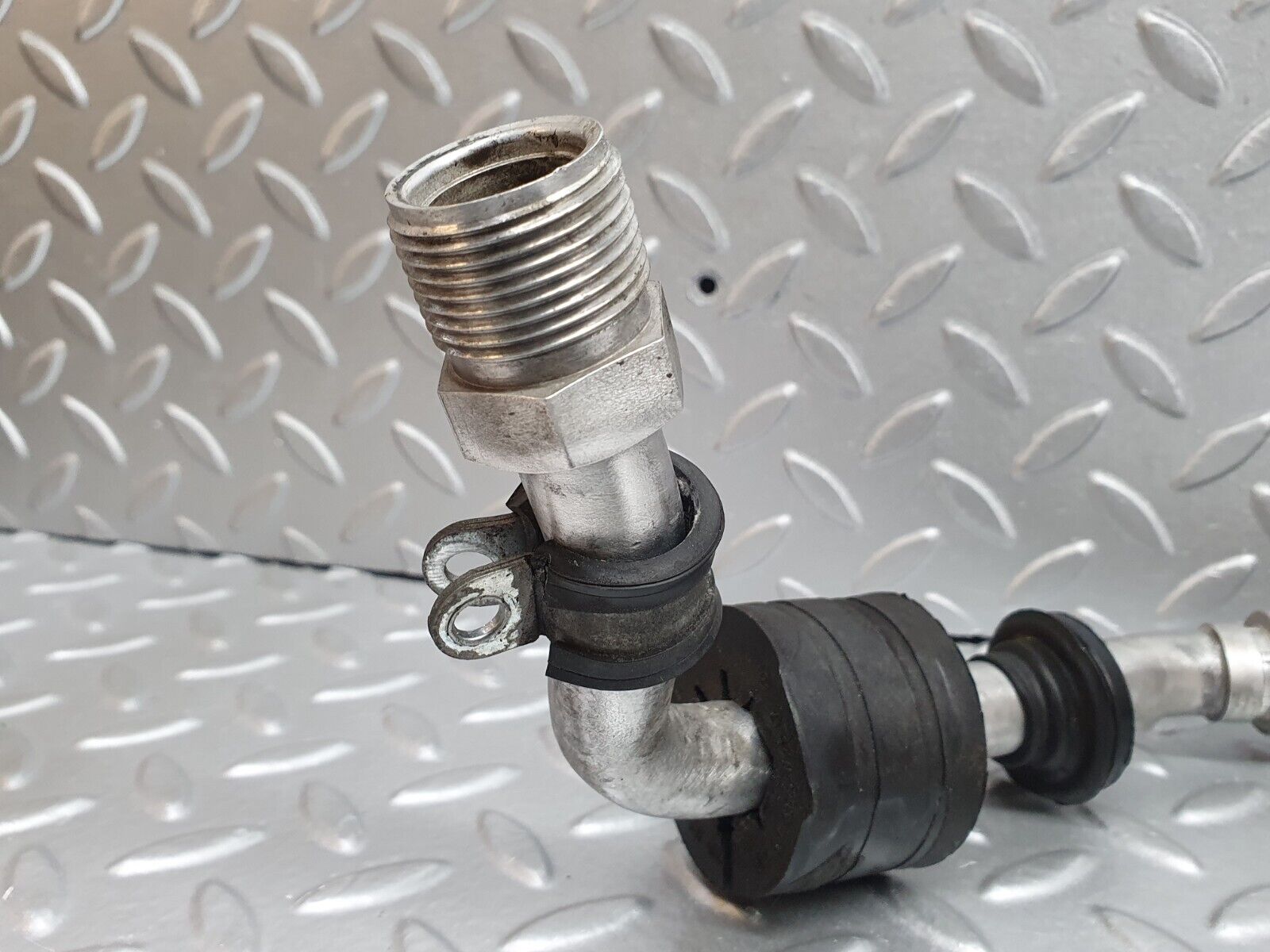 41919 Mercedes-Benz W202 C200 Air Conditioning Hose Pipe 2028302615