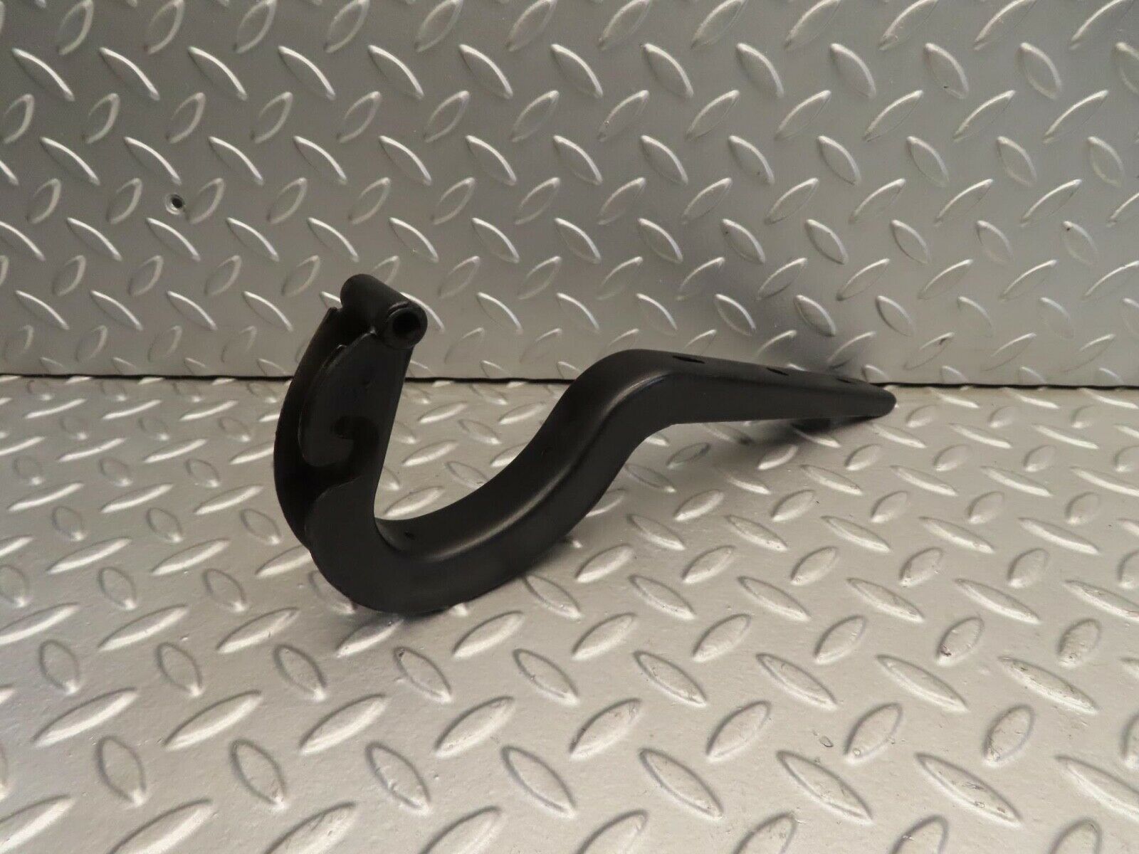 11764 Mercedes-Benz R107 450SL Trunk Lid Hinge Right Side