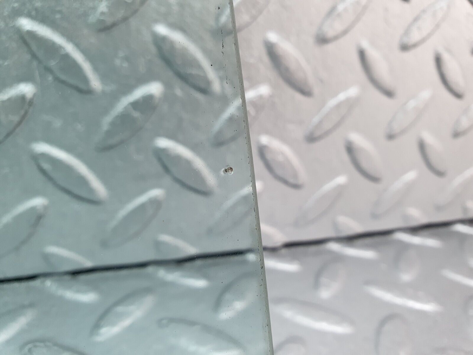 43060 Mercedes-Benz R107 Hardtop Quarter Window Glass Right Side